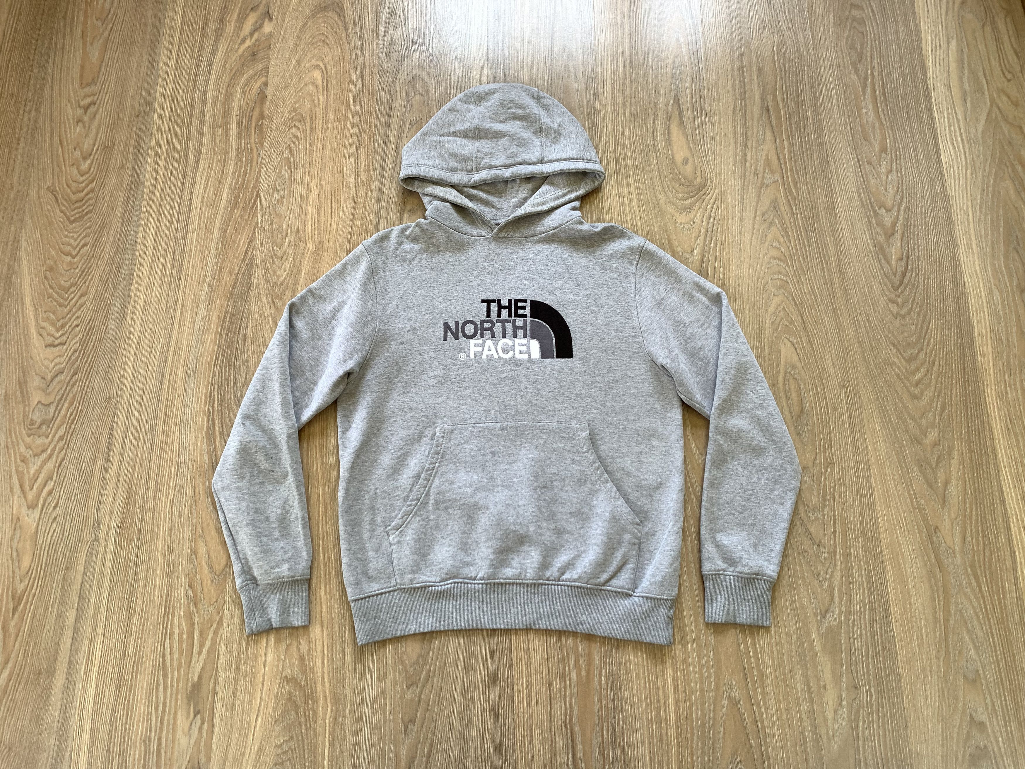 The North Face × Vintage The North Face Mens Vintage Embroidered Hoodie Size US M / EU 48-50 / 2 - 1 Thumbnail
