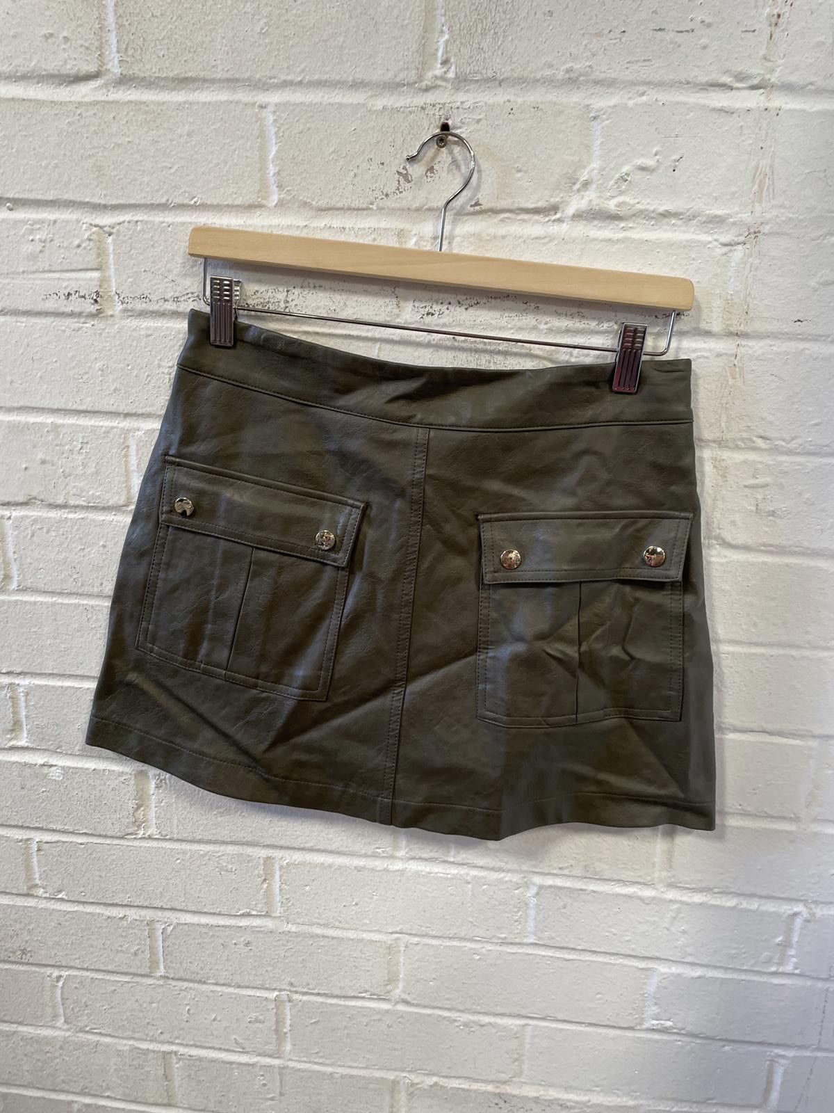 Zara Zara Olive Green Faux Leather Mini Skirt Size 32" / US 10 / IT 46 - 3 Thumbnail