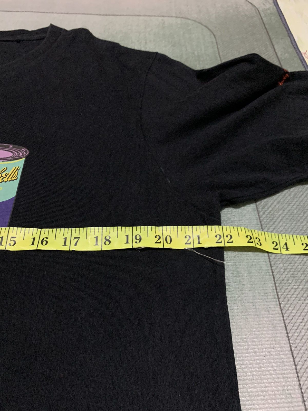 Andy Warhol × Uniqlo Uniqlo x Andy Warhol Campbell’s Tomato Soup Graphic Tee Size US XL / EU 56 / 4 - 9 Thumbnail