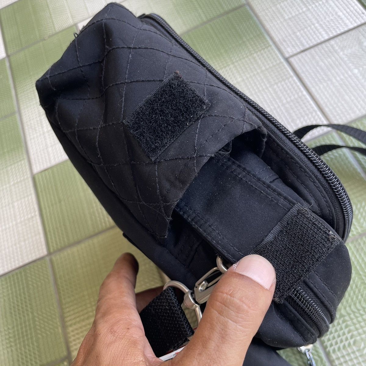 Hypebeast RARA FASHION MULTI-POCKET CROSSBODY/SLING BAG Size ONE SIZE - 12 Thumbnail