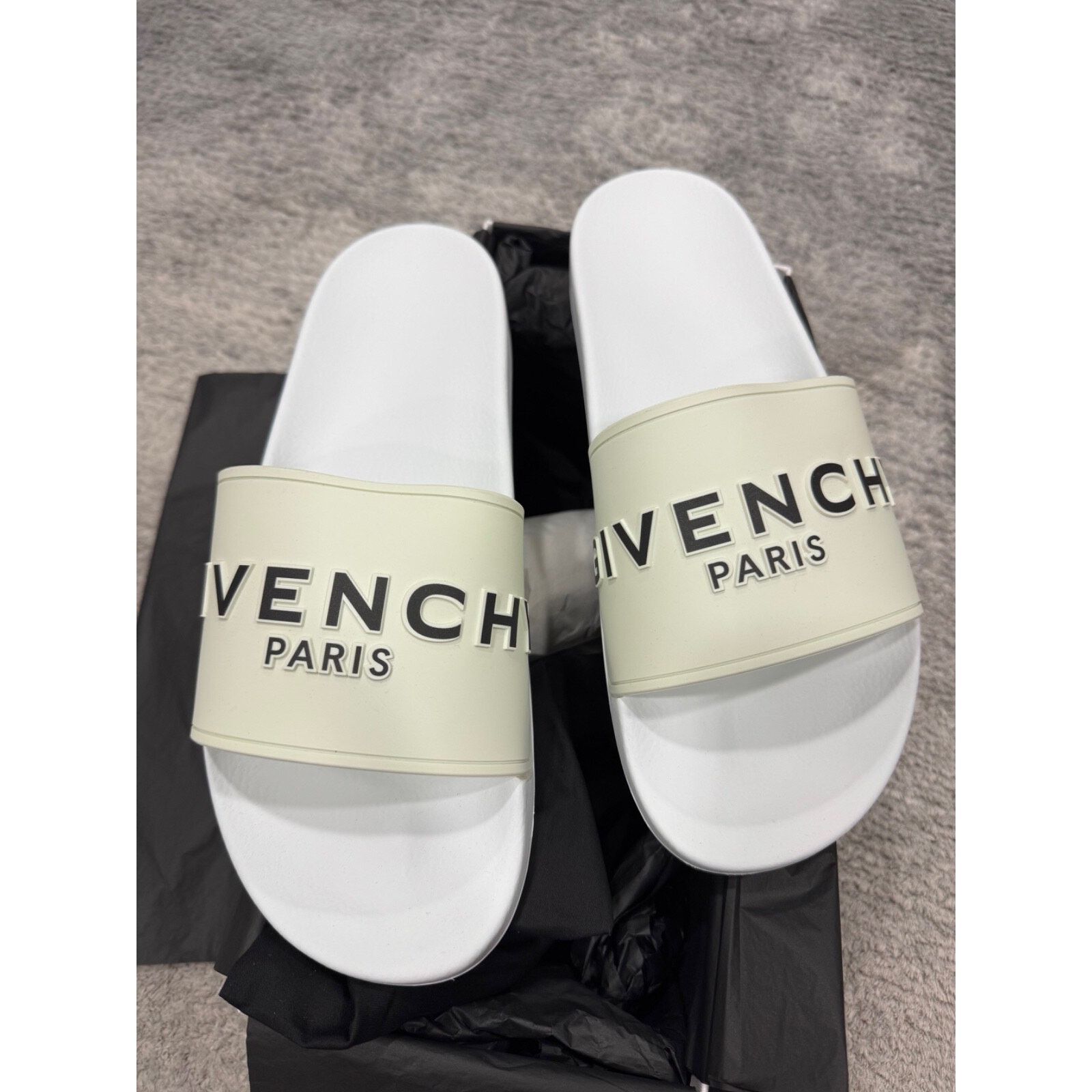 Givenchy Givenchy Mens Pool Flat Beach Sandal Slide Slip On 45 12 Size US 12 / EU 45 - 3 Thumbnail