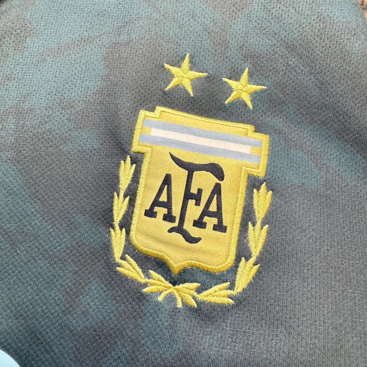 Adidas Argentina 19/20 away shirt #10 Messi Size US S / EU 44-46 / 1 - 7 Thumbnail