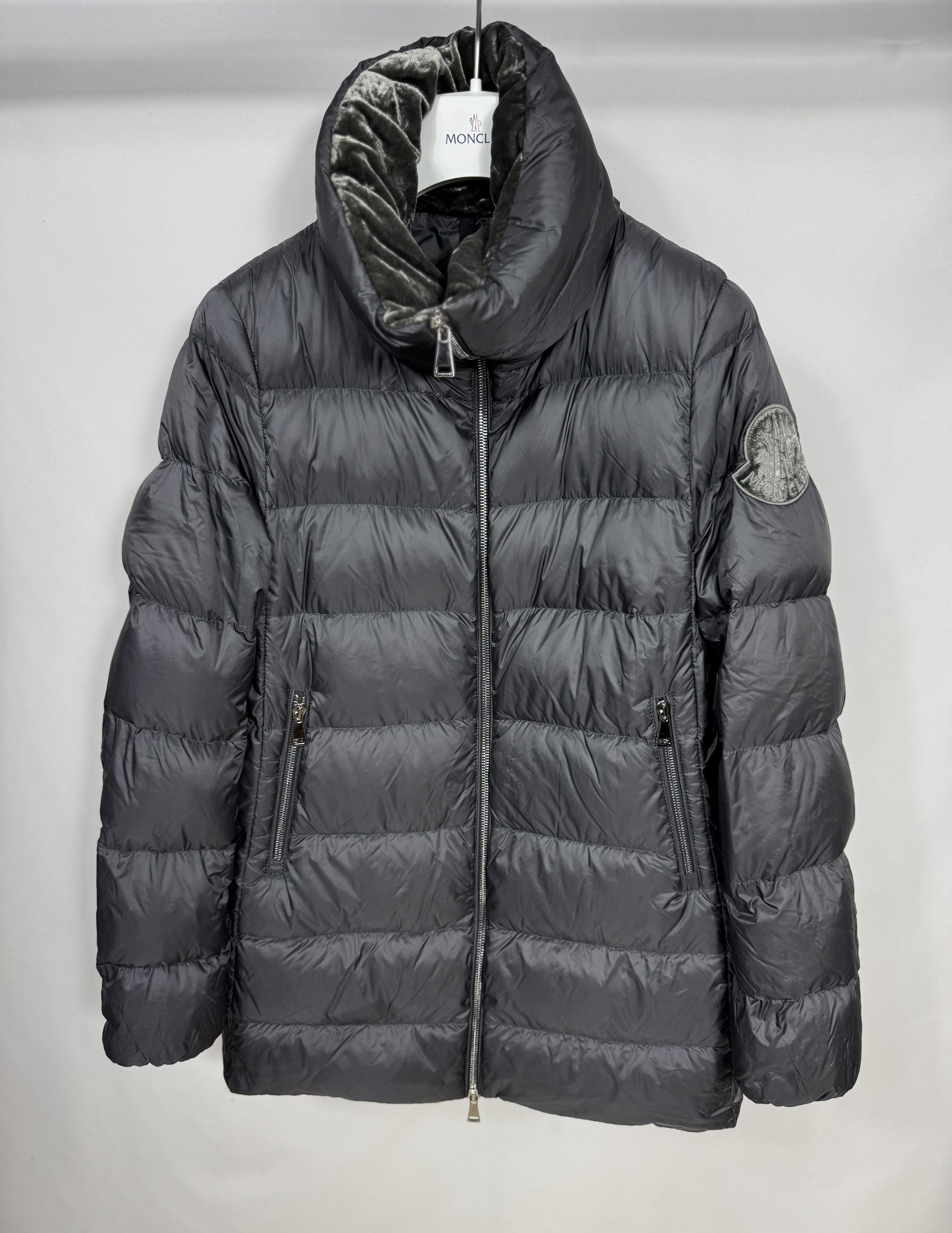 Moncler Moncler Torcon Ladies Jacket Size XS / US 0-2 / IT 36-38 - 1 Thumbnail