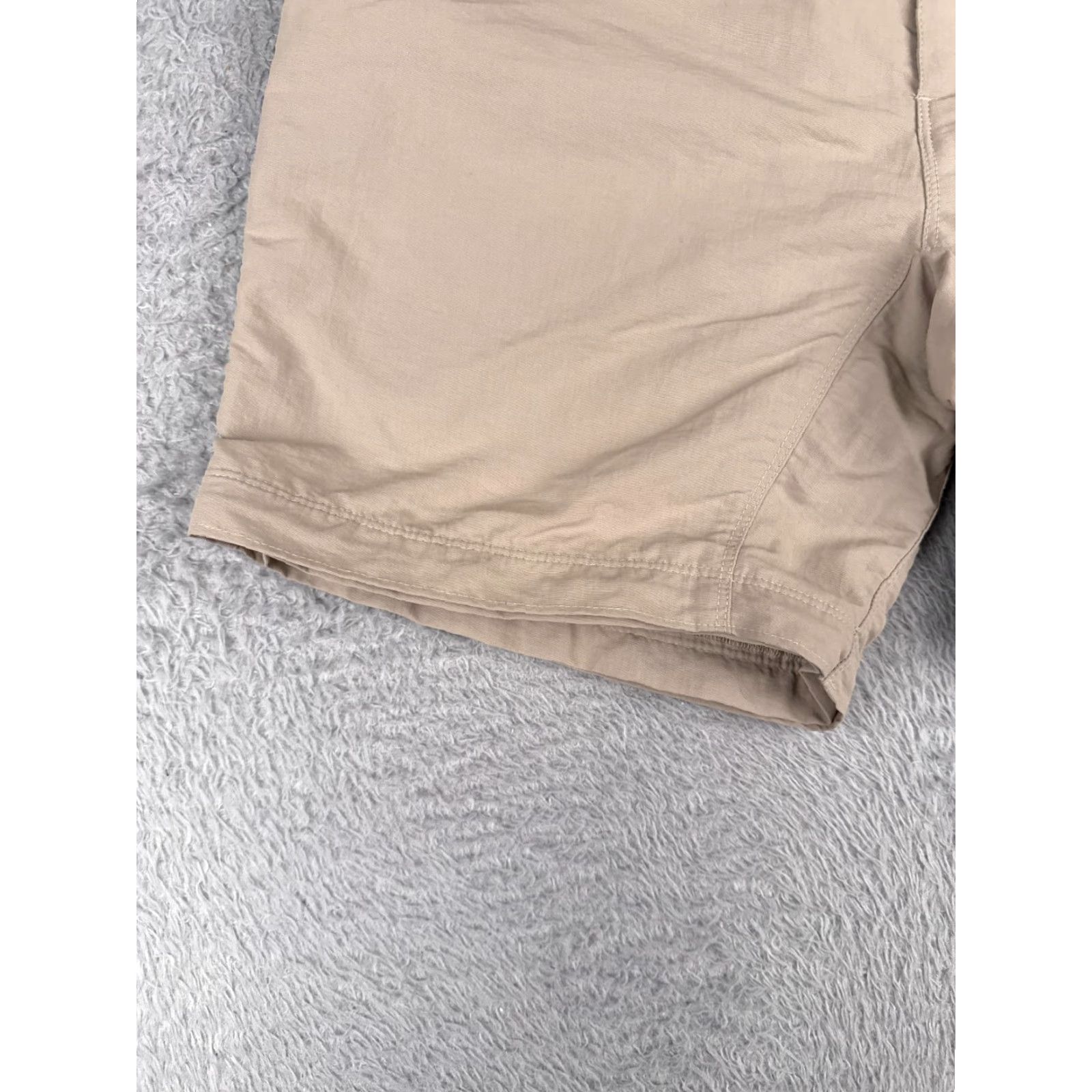The North Face The North Face Shorts Women Medium Beige Cargo Belted 100% Nylon Hike 30x7 Size 32" / US 10 / IT 46 - 4 Thumbnail