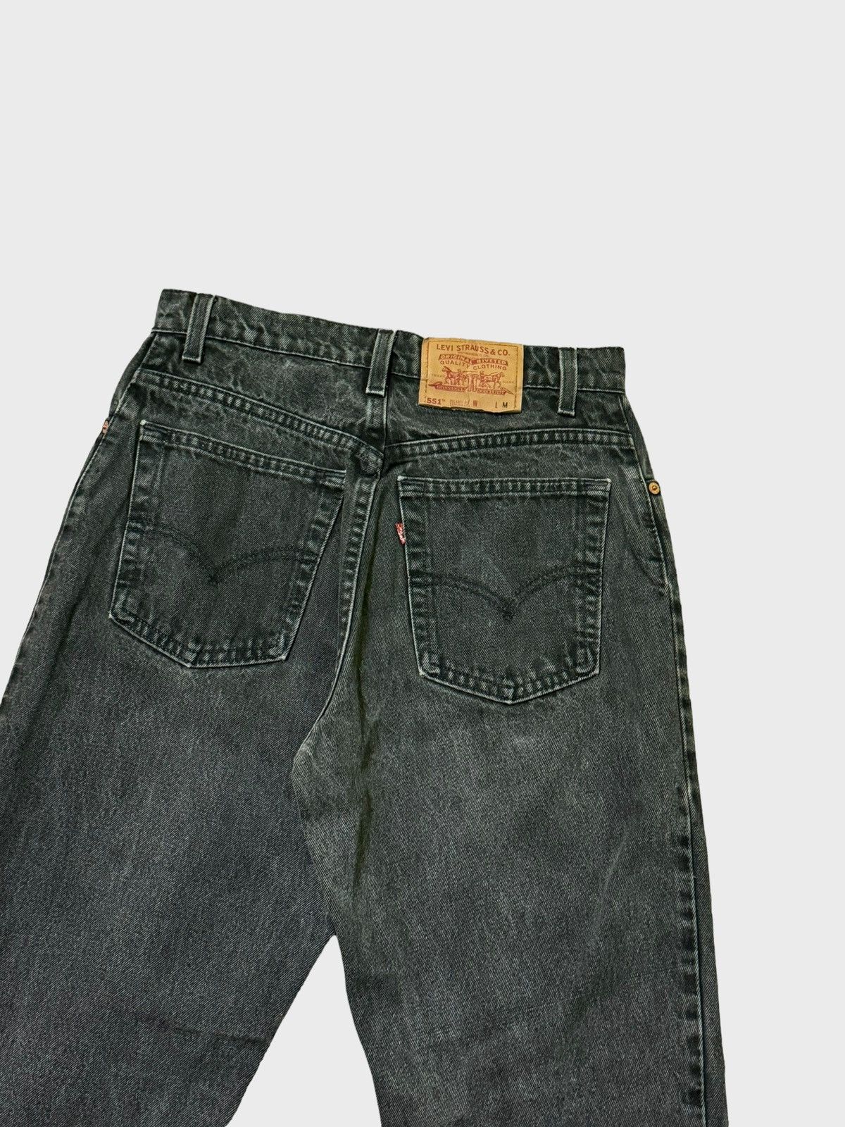 Levi's × Vintage Vintage Levi's 551 Relaxed Fit Tapered LegJeans Size US 28 / EU 44 - 12 Thumbnail