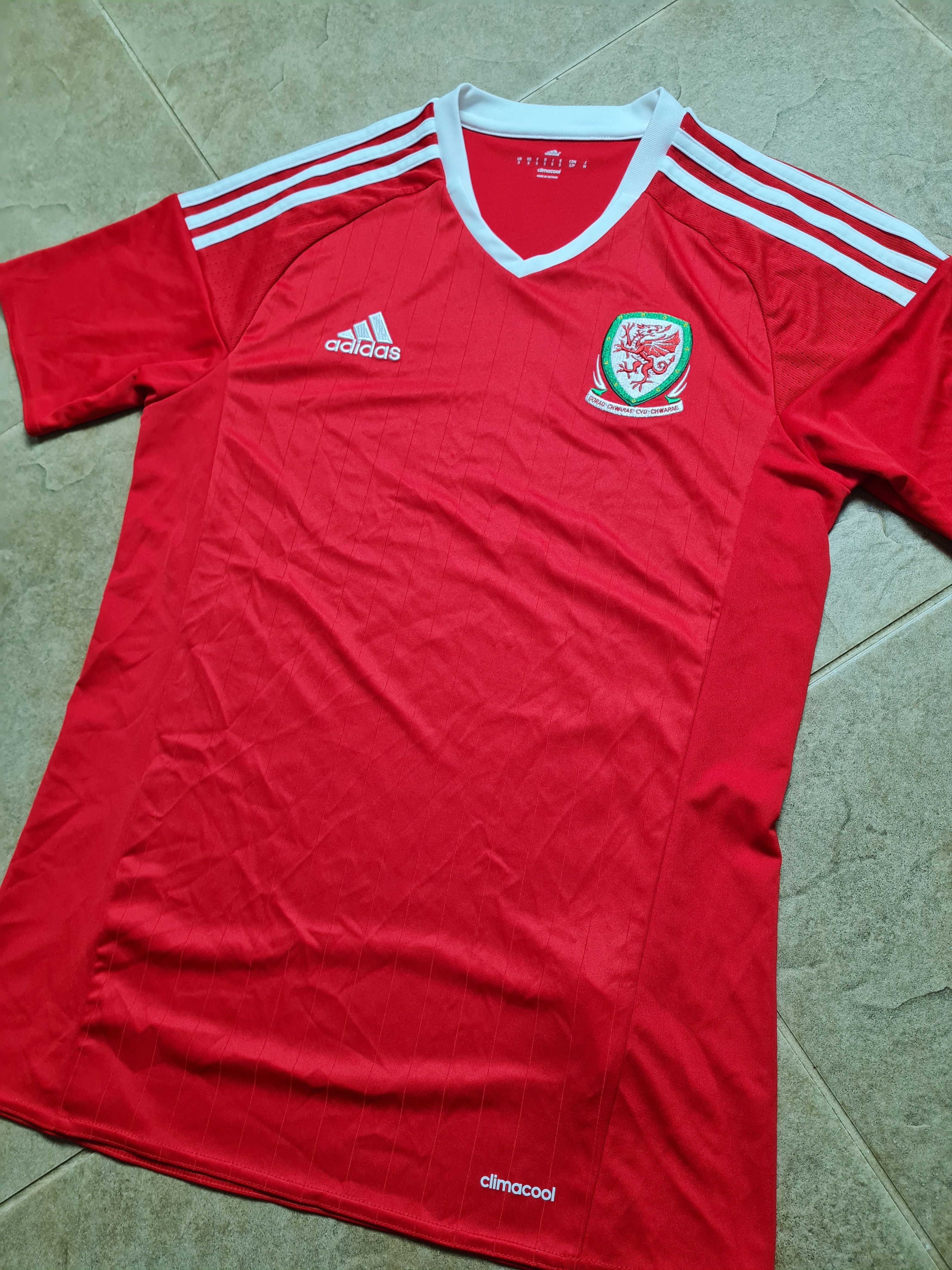 Adidas ADIDAS WALES NATIONAL TEAM 2016/2017 HOME FOOTBALL SHIRT S Size US S / EU 44-46 / 1 - 4 Thumbnail