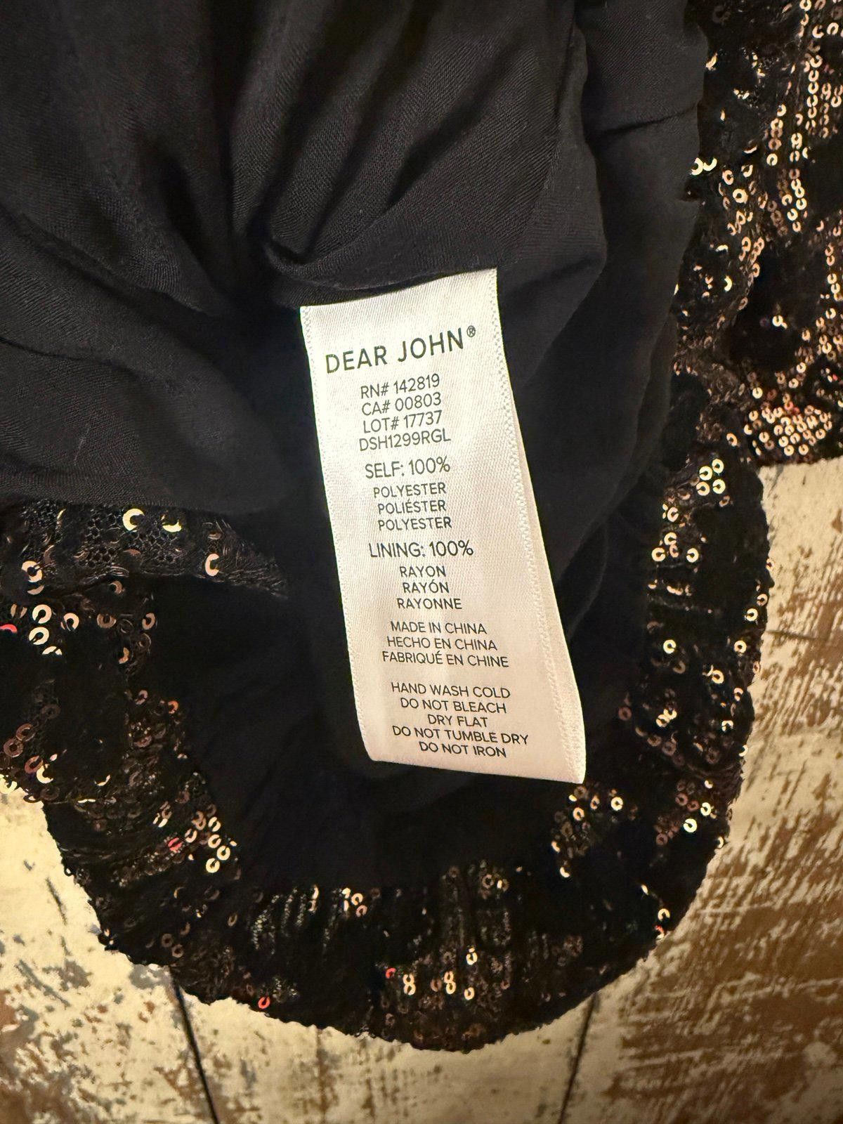 Designer NWT Dear John YAZMINE NOVELTY TOP SPARKLING LILLY SEQUIN XS Size XS / US 0-2 / IT 36-38 - 8 Thumbnail