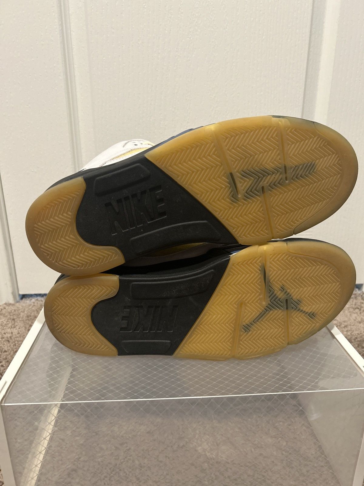 A Ma Maniere × Jordan Brand A Ma Maniere x Air Jordan 5 Dawn Size US 13 / EU 46 - 10 Thumbnail
