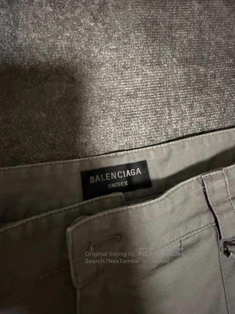 Balenciaga Balenciaga size XS Grey bell bottom cargo work pants Size US 27 - 3 Thumbnail