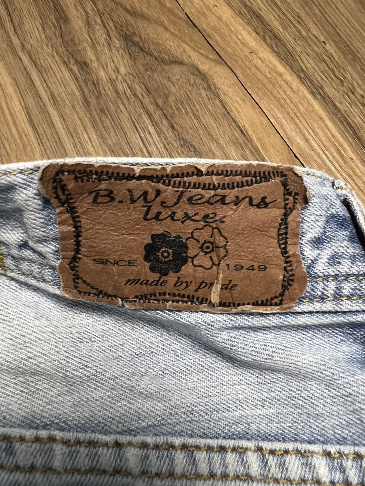If Six Was Nine B.W.Luxe Japanese Distressed Jeans Light Wash (43) Size 30" / US 8 / IT 44 - 17 Thumbnail