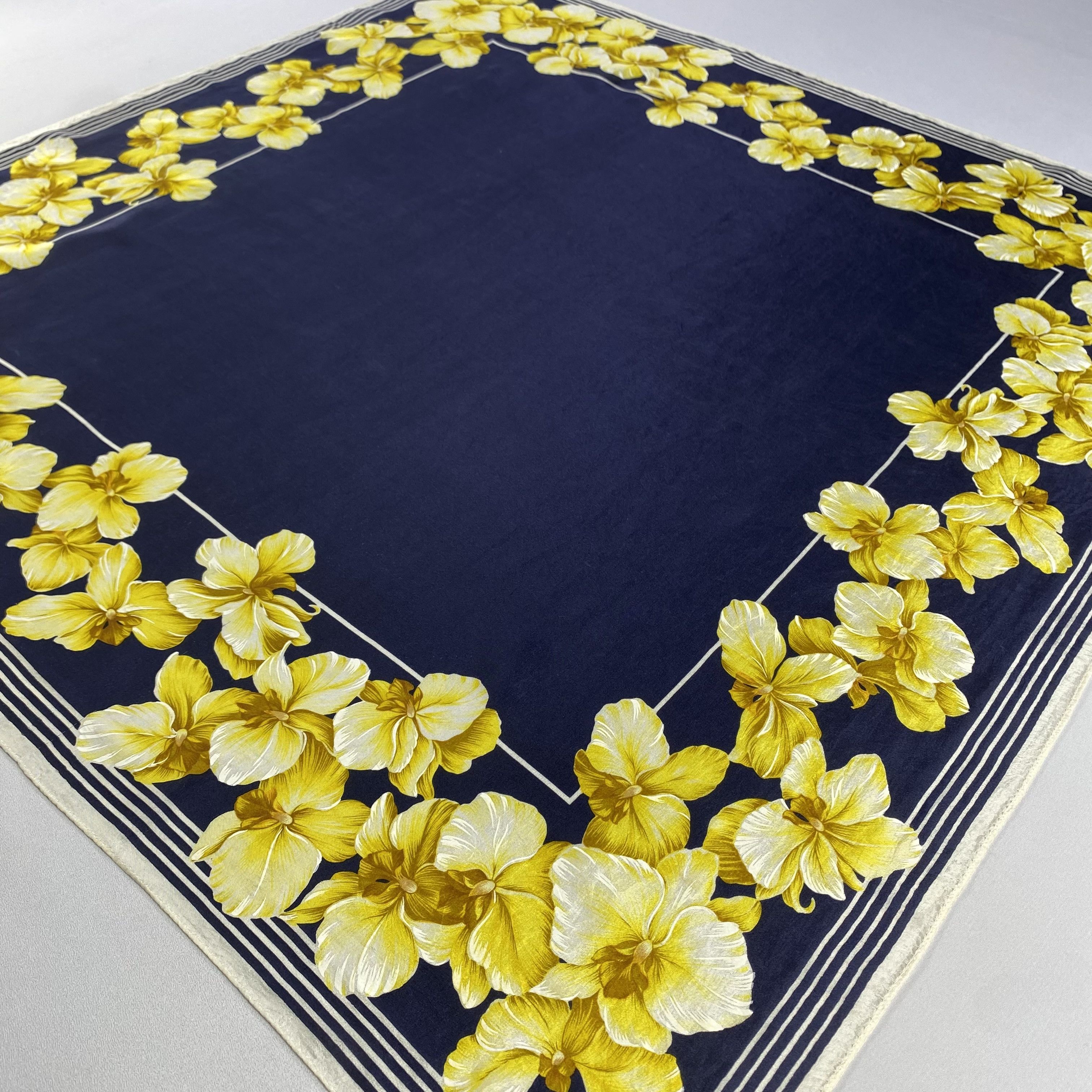 Japanese Brand × Vintage Vintage Japanese Brand Floral Silk Scarf SS039 Size ONE SIZE - 2 Thumbnail