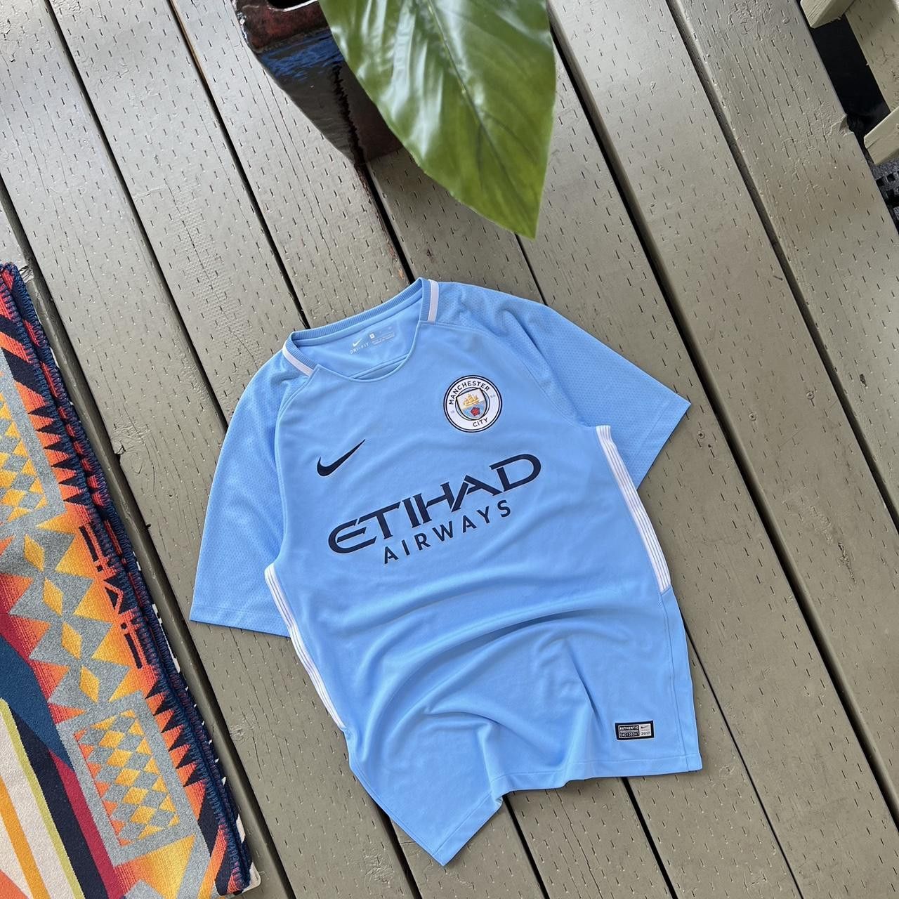 Nike Nike Manchester City soccer jersey Size US S / EU 44-46 / 1 - 3 Thumbnail