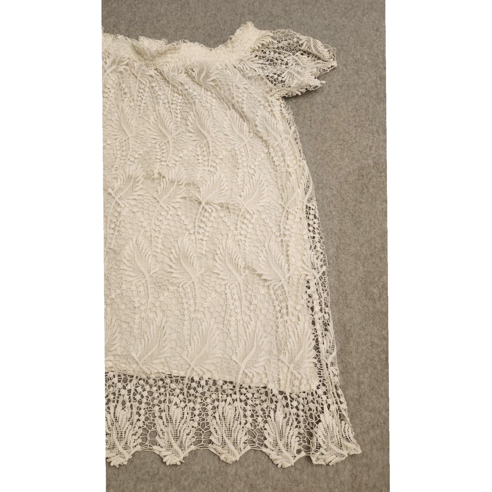 ASTR The Label ASTR the Label Shirt Womens Large Ivory Lace Off Shoulder Scalloped Flutter Sleeve Floral Lined ALD41768-003 Size L / US 10 / IT 46 - 7 Thumbnail
