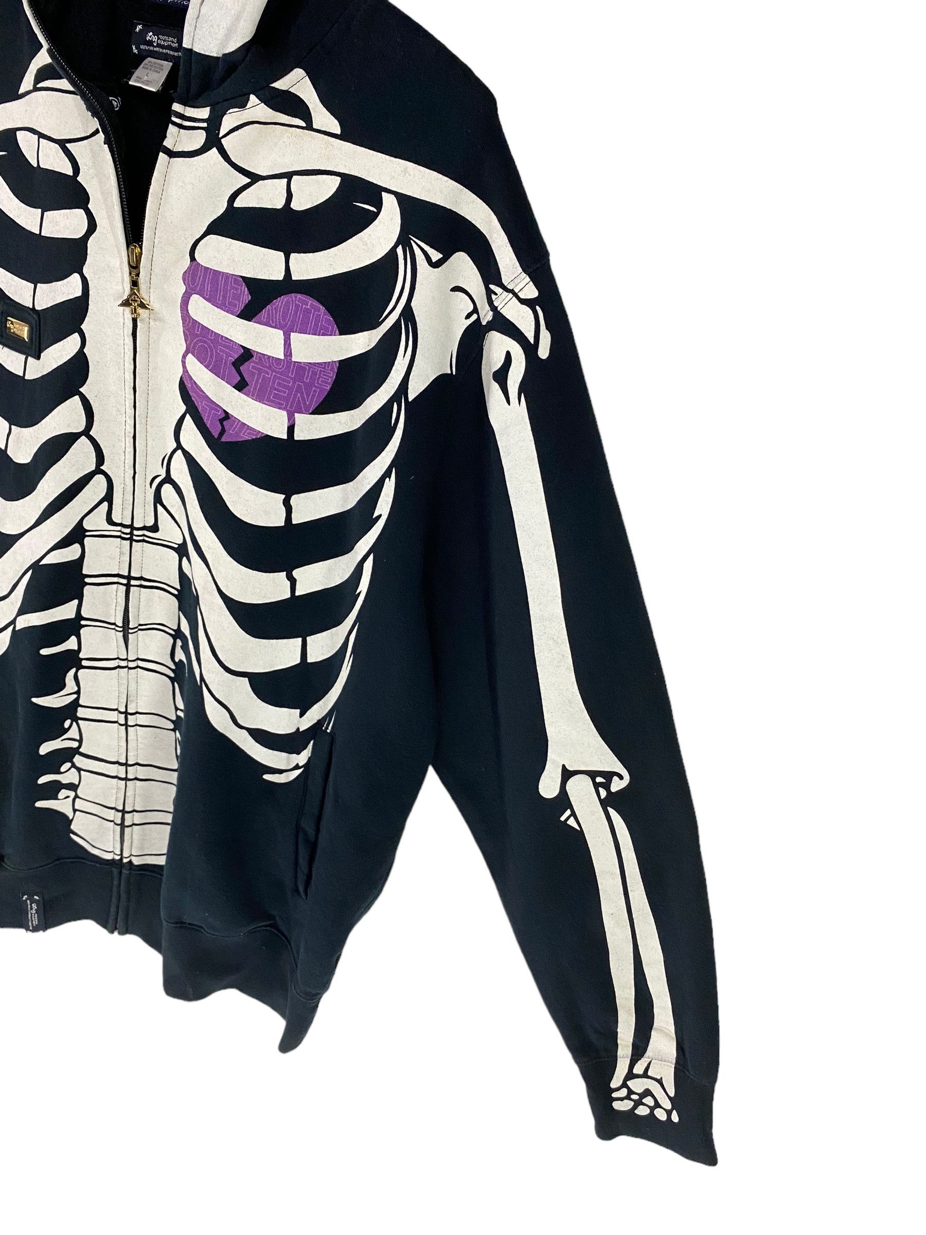 LRG × Vintage 2000s Lrg dead serious skeleton hoodie glow in the dark Size US L / EU 52-54 / 3 - 10 Thumbnail