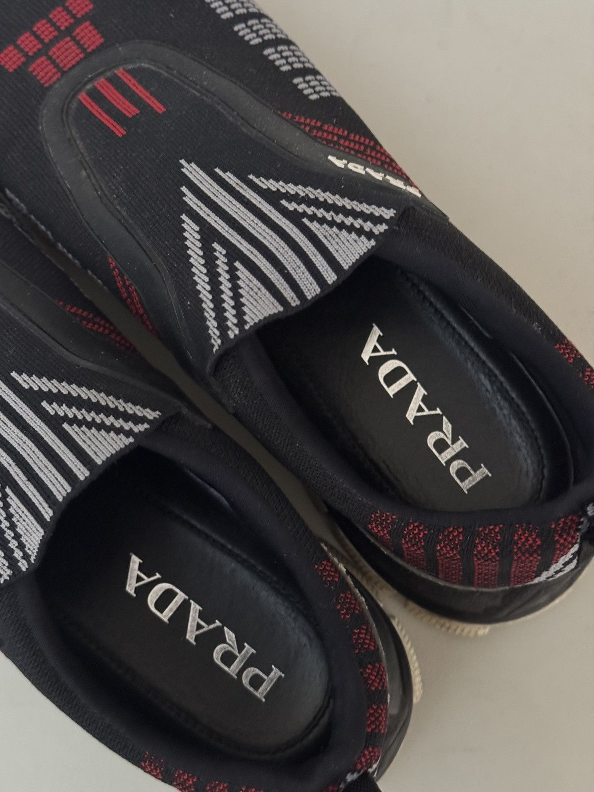 Prada Prada Low Top Sneaker Slip On Trainers Size EUR 41 Size US 8 / EU 41 - 8 Thumbnail