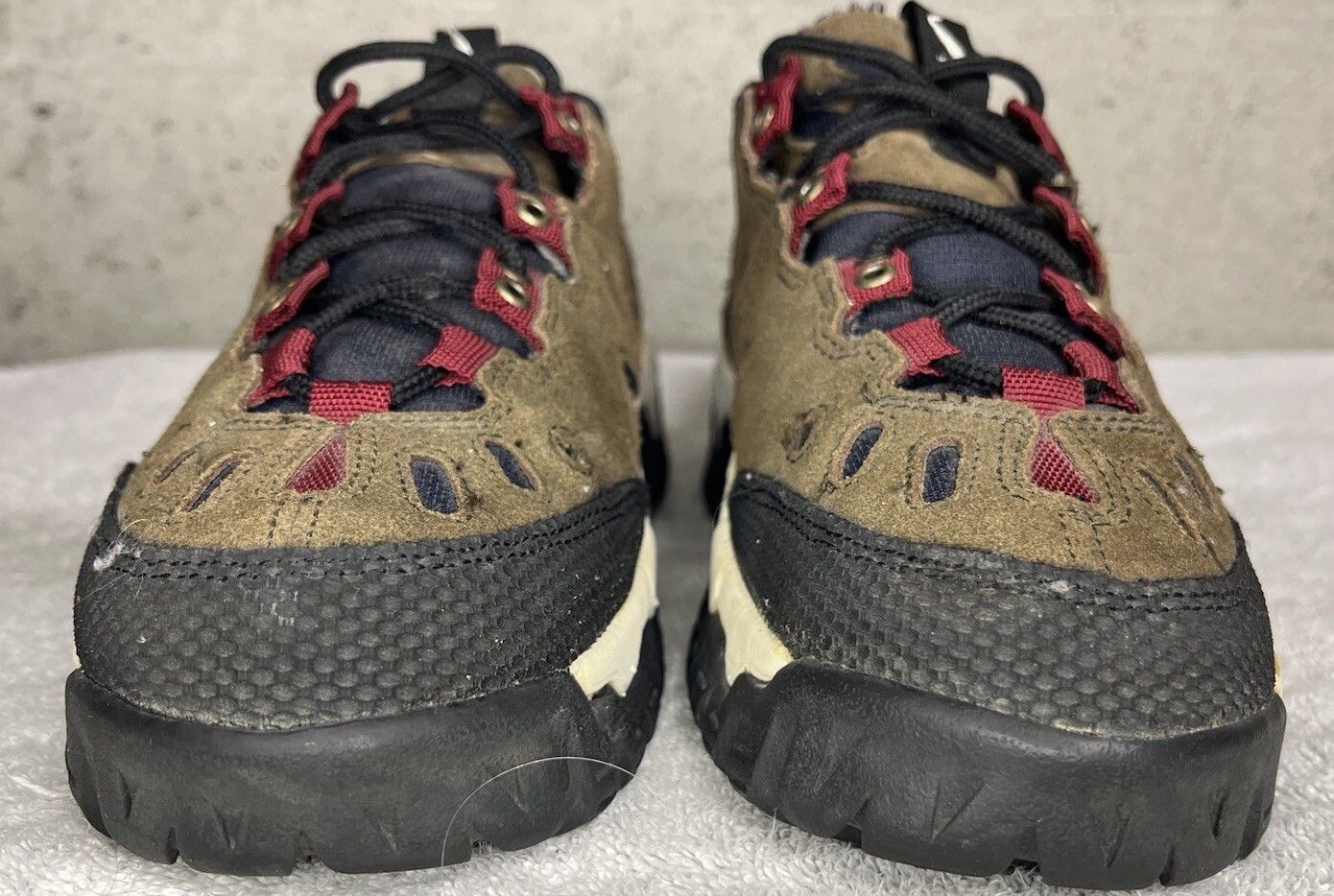 Nike Vintage Nike Air Ndestrukt Hiking Outdoor Shoes Brown Size 8 Size US 8 / EU 41 - 7 Thumbnail