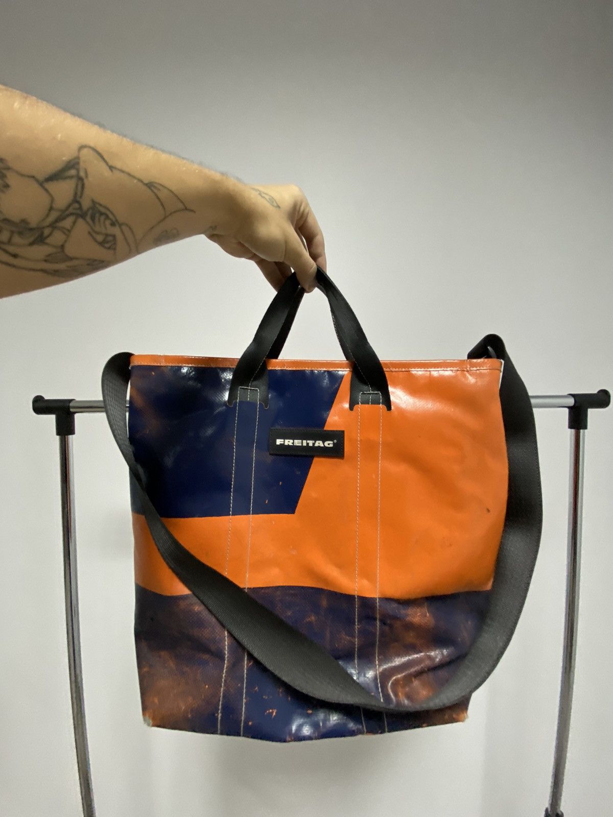 Freitag × Vintage Freitag Vintage Waterproof Shoulder Bag Recycle ♻️ Size ONE SIZE - 3 Thumbnail