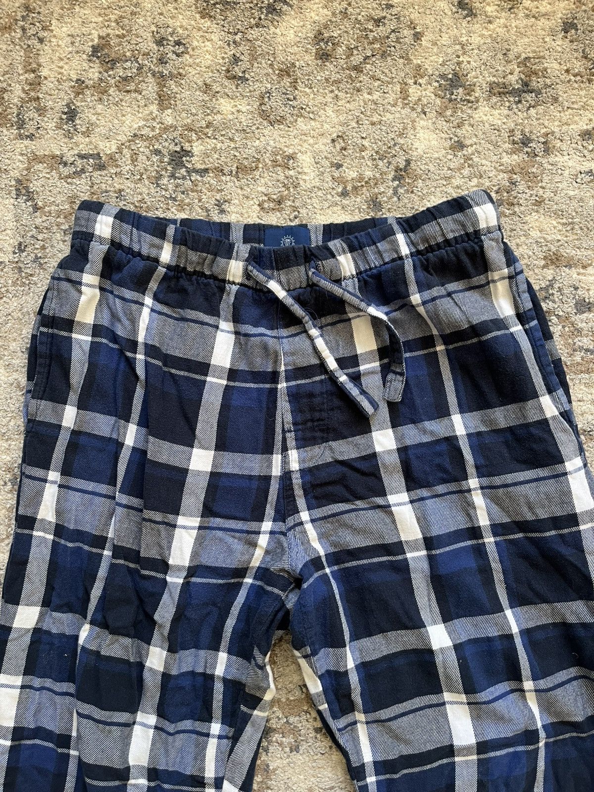 Old Navy Old Navy Blue Plaid PJs Small Size US 29 - 2 Thumbnail