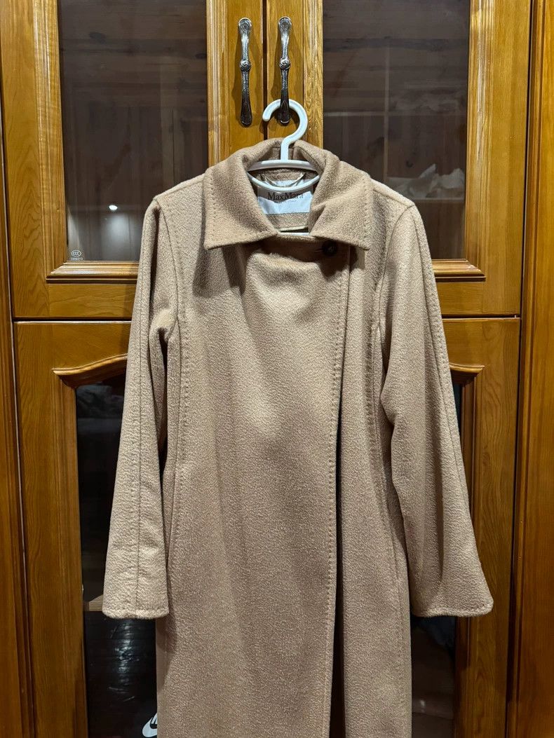 Max Mara Max Mara Camel hair classic long lace-up coat Size S / US 4 / IT 40 - 8 Thumbnail