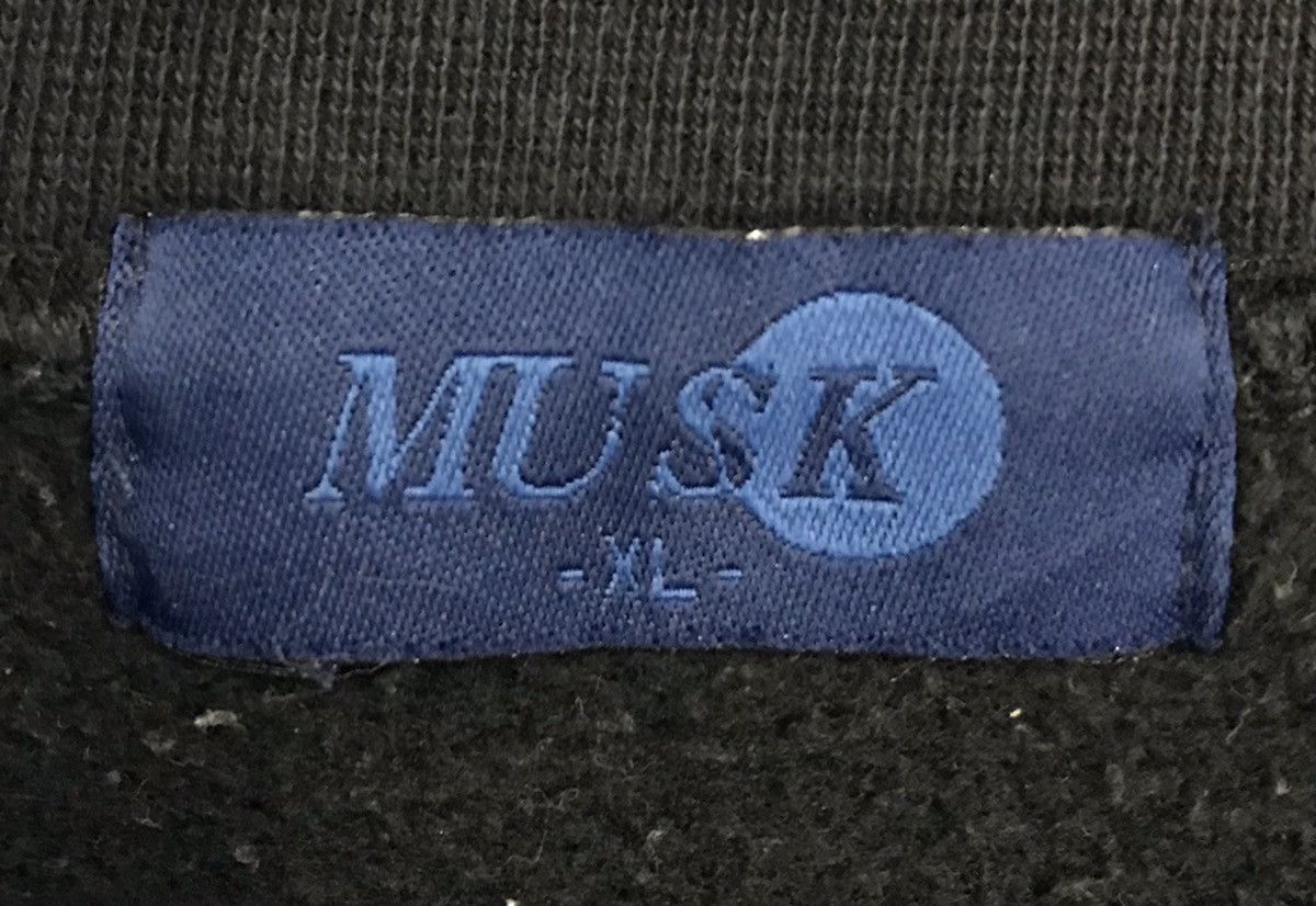 Vintage Vintage Musk Sweatshirt Size US XL / EU 56 / 4 - 7 Thumbnail