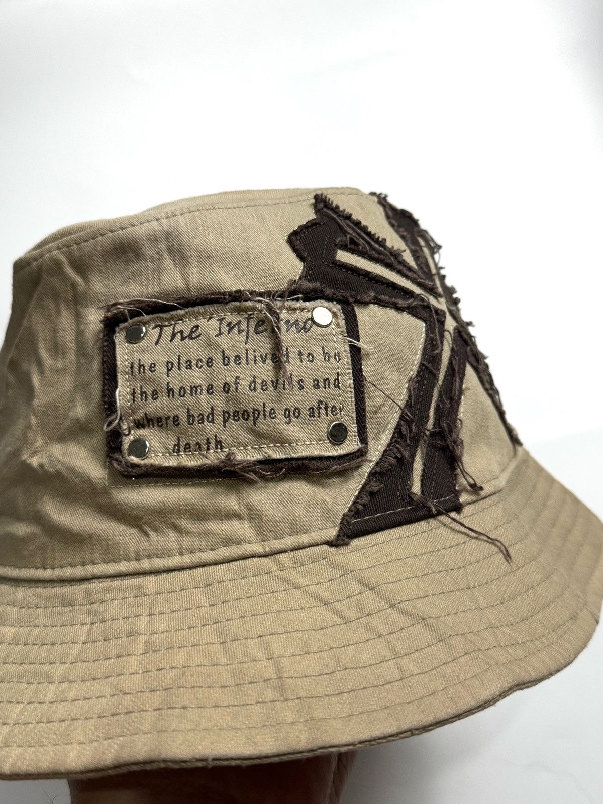 Hysteric Glamour Japanese Crosses Poem Bucket Hats ifsix lgb style Size ONE SIZE - 3 Thumbnail