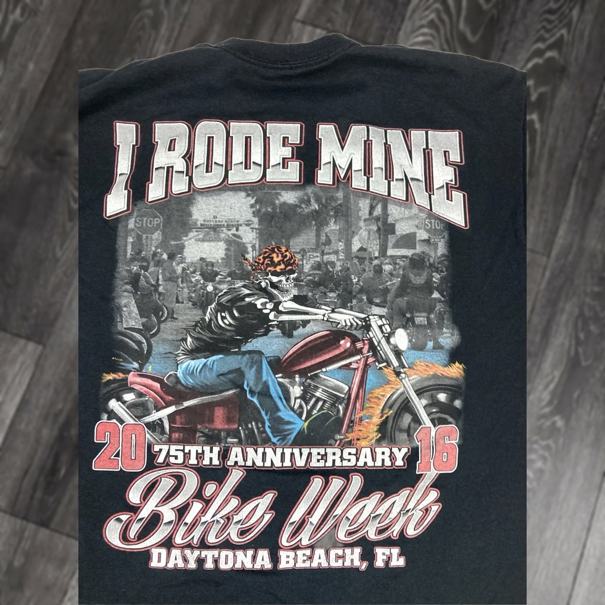 Gildan VINTAGE Bike Week 2016 Daytona Beach I Rode Mine Graphic T-shirt Men XL Black Size US M / EU 48-50 / 2 - 1 Thumbnail