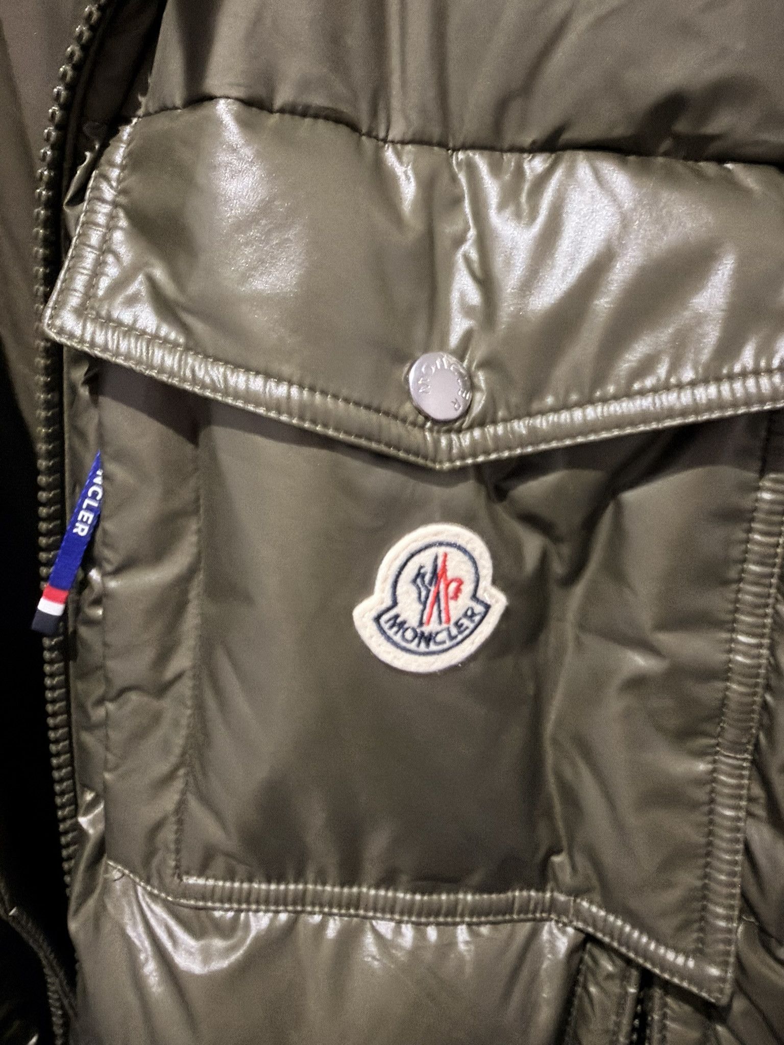 Moncler Bayuda Short Down Jacket Olive Multi Size US XL / EU 56 / 4 - 2 Thumbnail