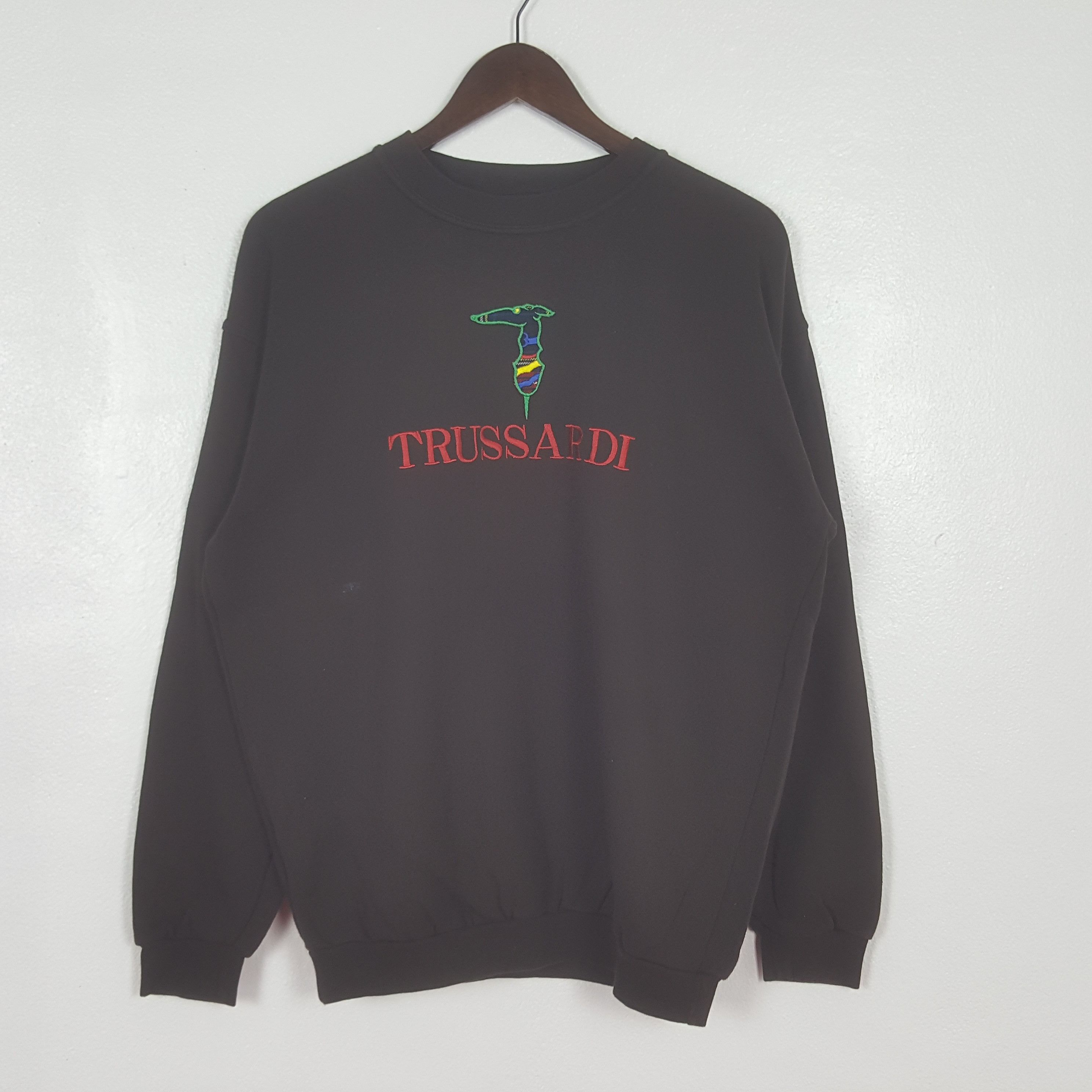 Trussardi Vintage Trussardi Embroidery Logo Sweatshirt Size US L / EU 52-54 / 3 - 1 Thumbnail