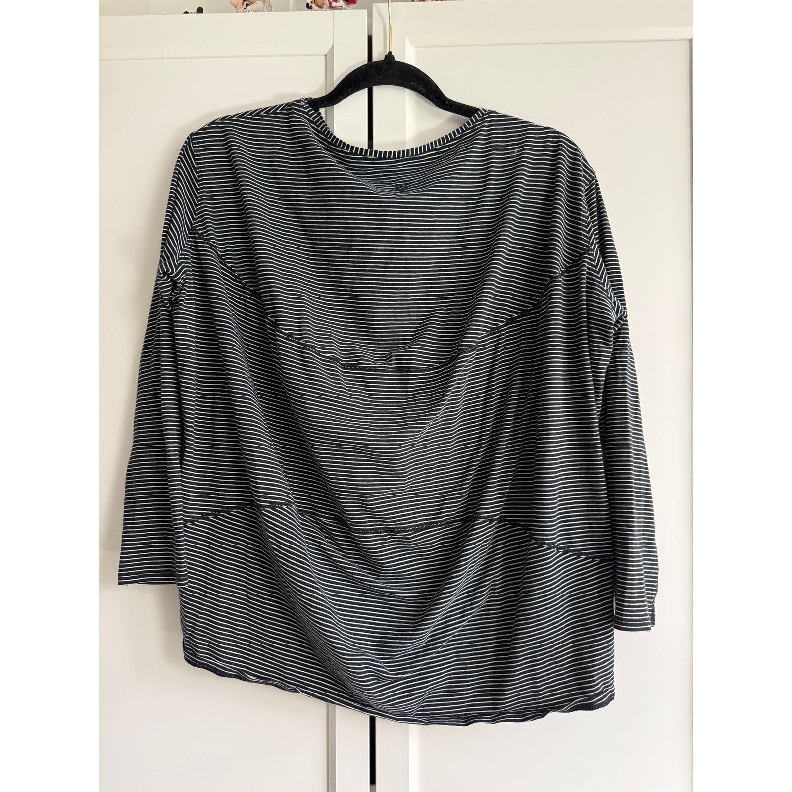 Lululemon Lululemon Black White Striped Hi-Lo Boat Neck 10 - C009 Size L / US 10 / IT 46 - 7 Thumbnail