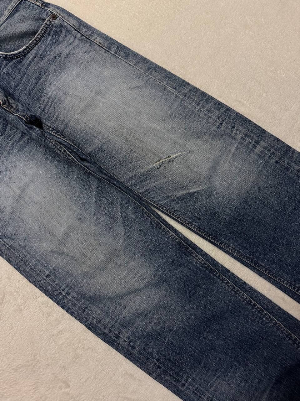 Japanese Brand THRASHED 90s Edwin Sick Faded Distressed Twist Leg Blue Jean Size US 32 / EU 48 - 9 Thumbnail
