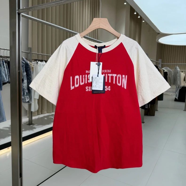 Louis Vuitton Louis Vuitton 25 Red 1854 Short Sleeve Size US L / EU 52-54 / 3 - 1 Thumbnail