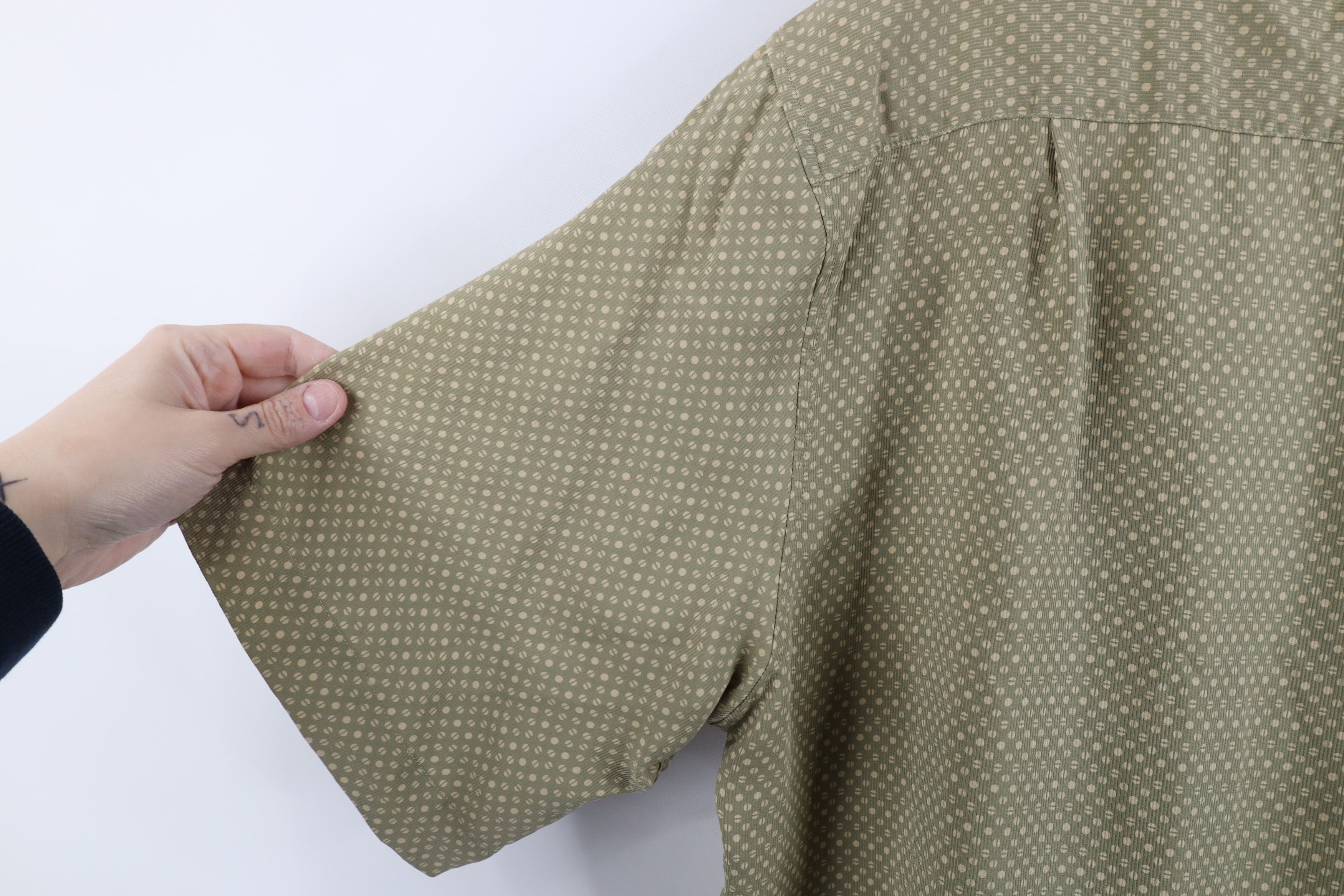 Vintage Vintage 90s Streetwear Polka Dot Short Sleeve Button Shirt Size US L / EU 52-54 / 3 - 10 Thumbnail