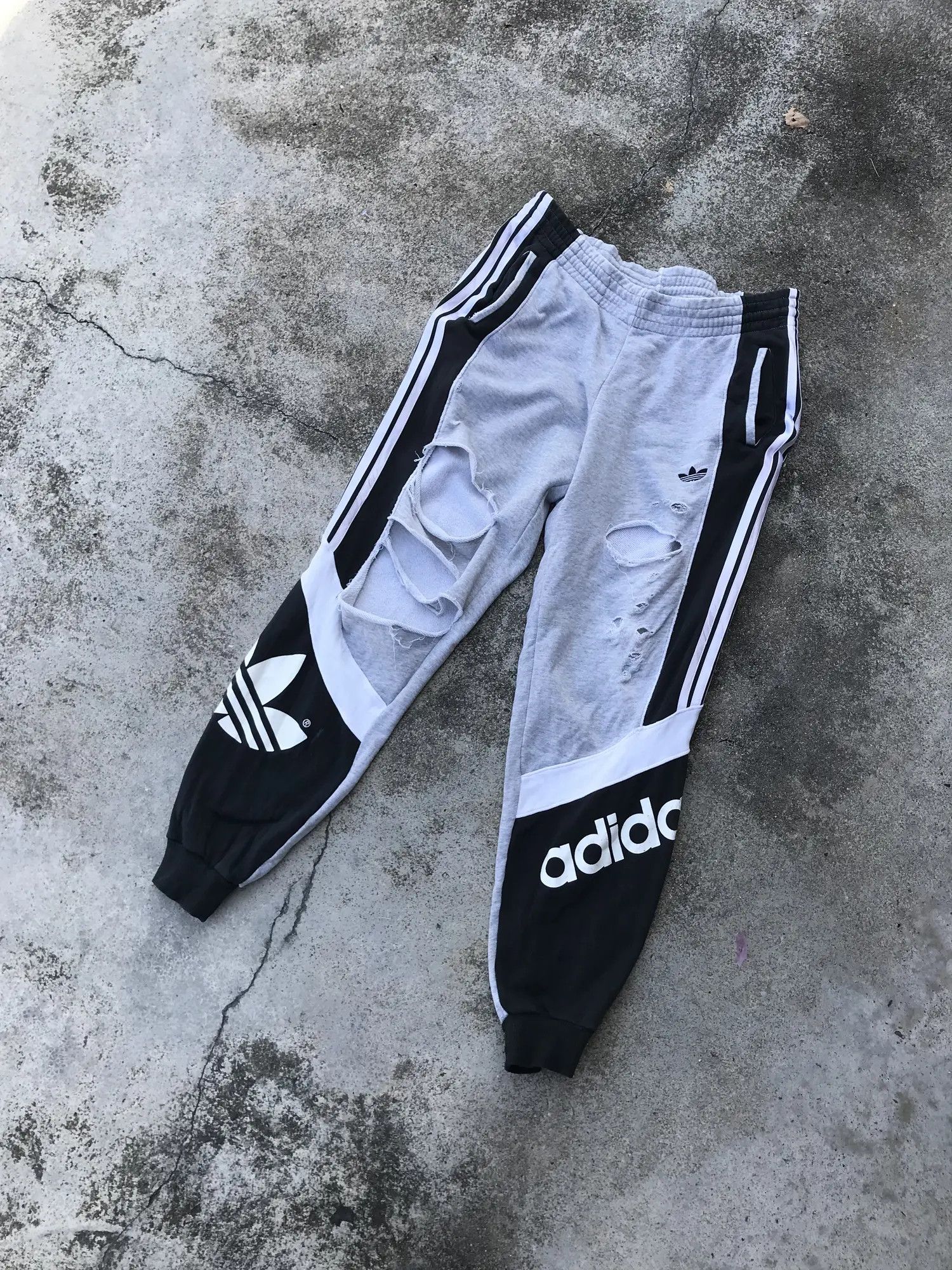 Adidas Adidas Trashed Distressed Jogger Size US 34 / EU 50 - 2 Thumbnail