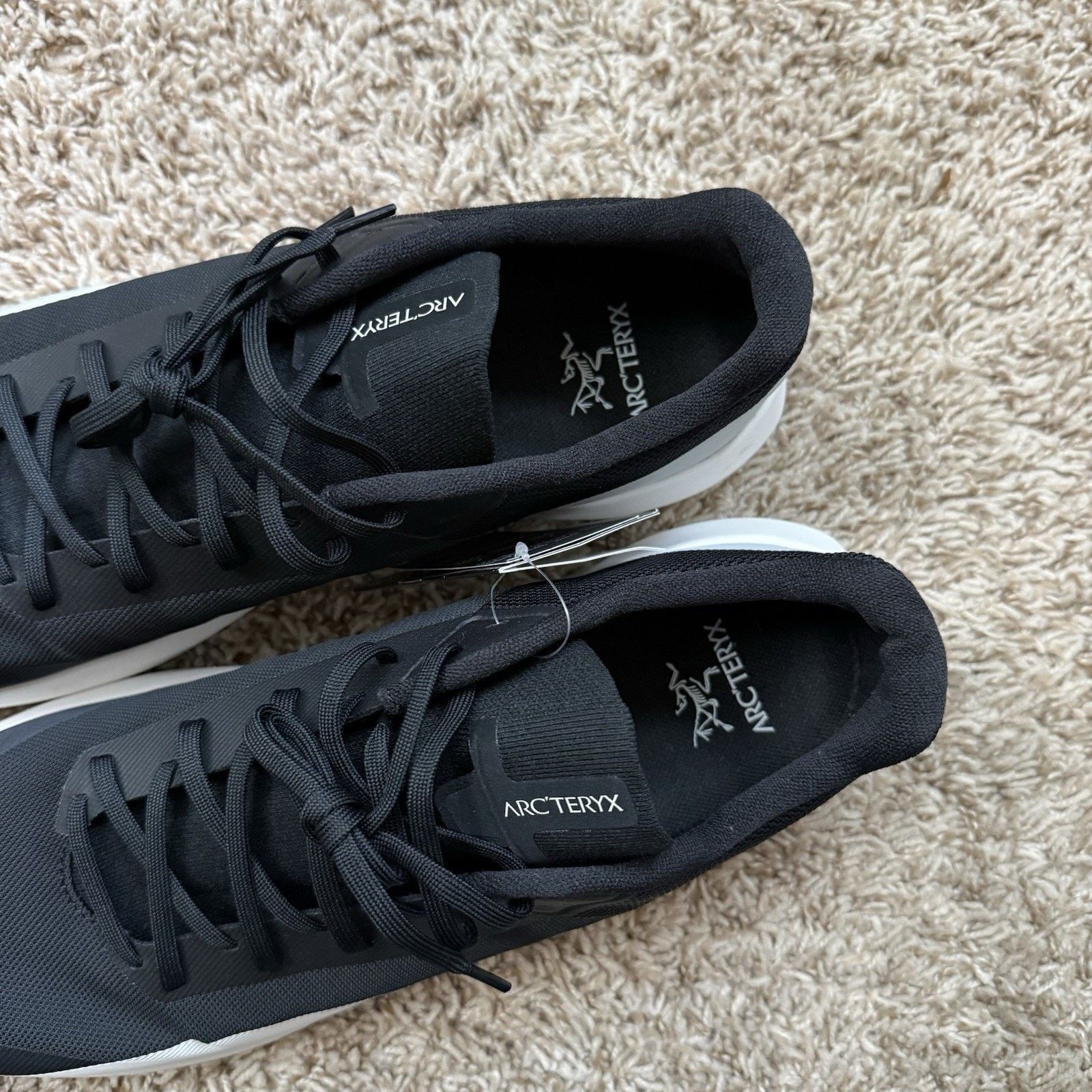 Arc'teryx NWT Arc'teryx Norvan LD 4 Size 13 Black/Arctic Silk White Size US 13 / EU 46 - 13 Thumbnail