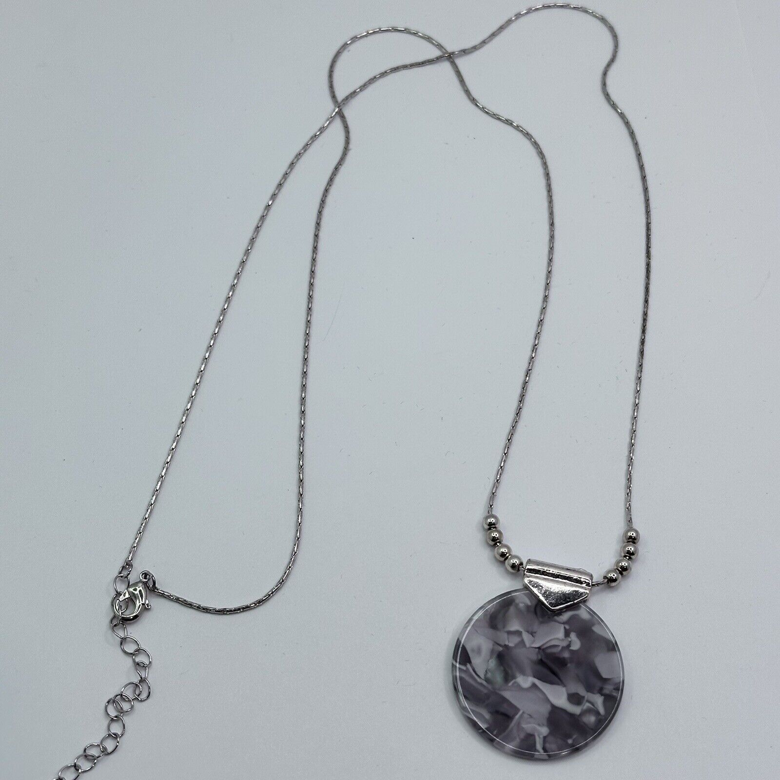 Other Pink Gray Opaque Round Pendant Necklace 32" Rose Gold Tone Size ONE SIZE - 7 Thumbnail