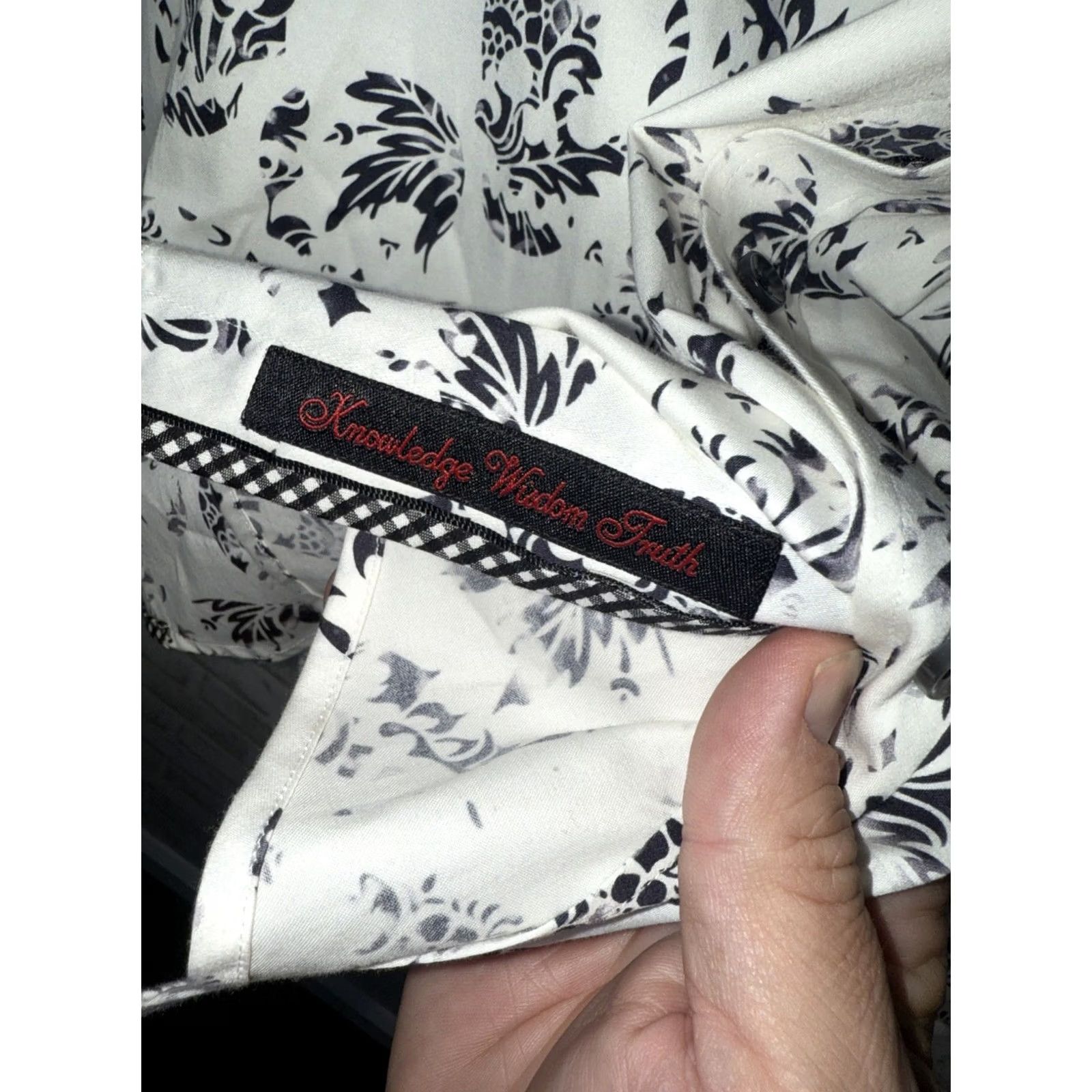 Robert Graham Robert Graham Skull Print Shirt Mens XS Modern Americana Size US XS / EU 42 / 0 - 7 Thumbnail