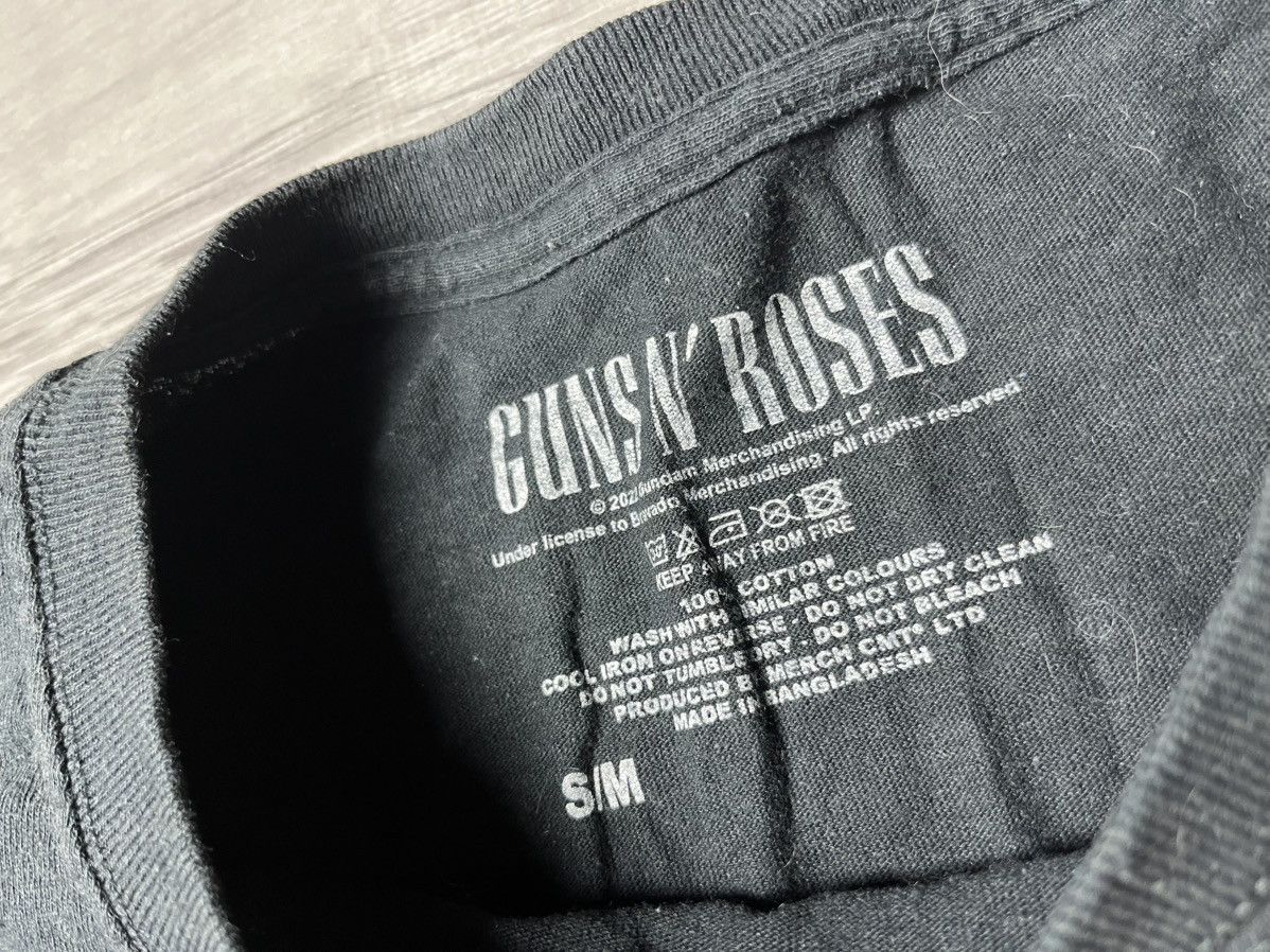Guns N' Roses Guns n Roses tshirt rock band size S/M Size US M / EU 48-50 / 2 - 4 Thumbnail