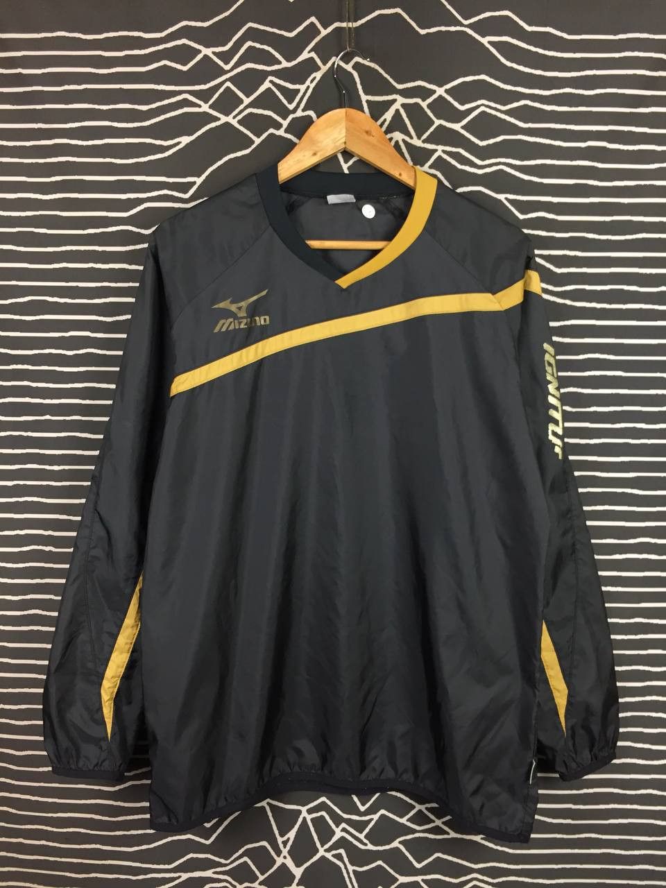Mizuno Vtg Mizuno Ignitus Pullover Windbreaker Training Jersey Size US L / EU 52-54 / 3 - 1 Thumbnail