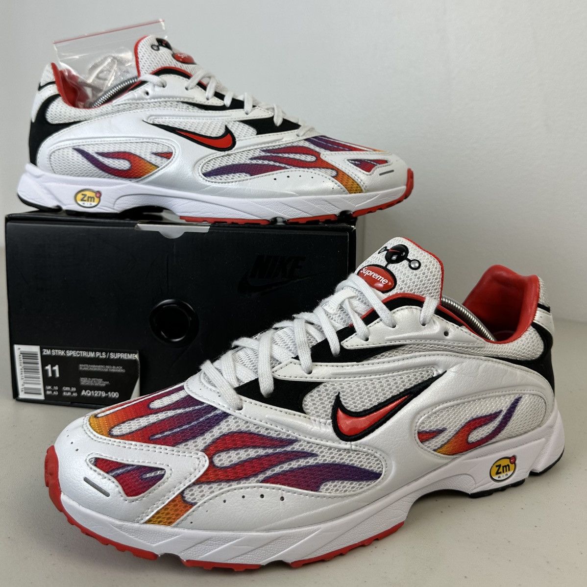 Nike Zoom Streak Spectrum Plus: Biểu tượng sáng tạo đến từ quá khứ