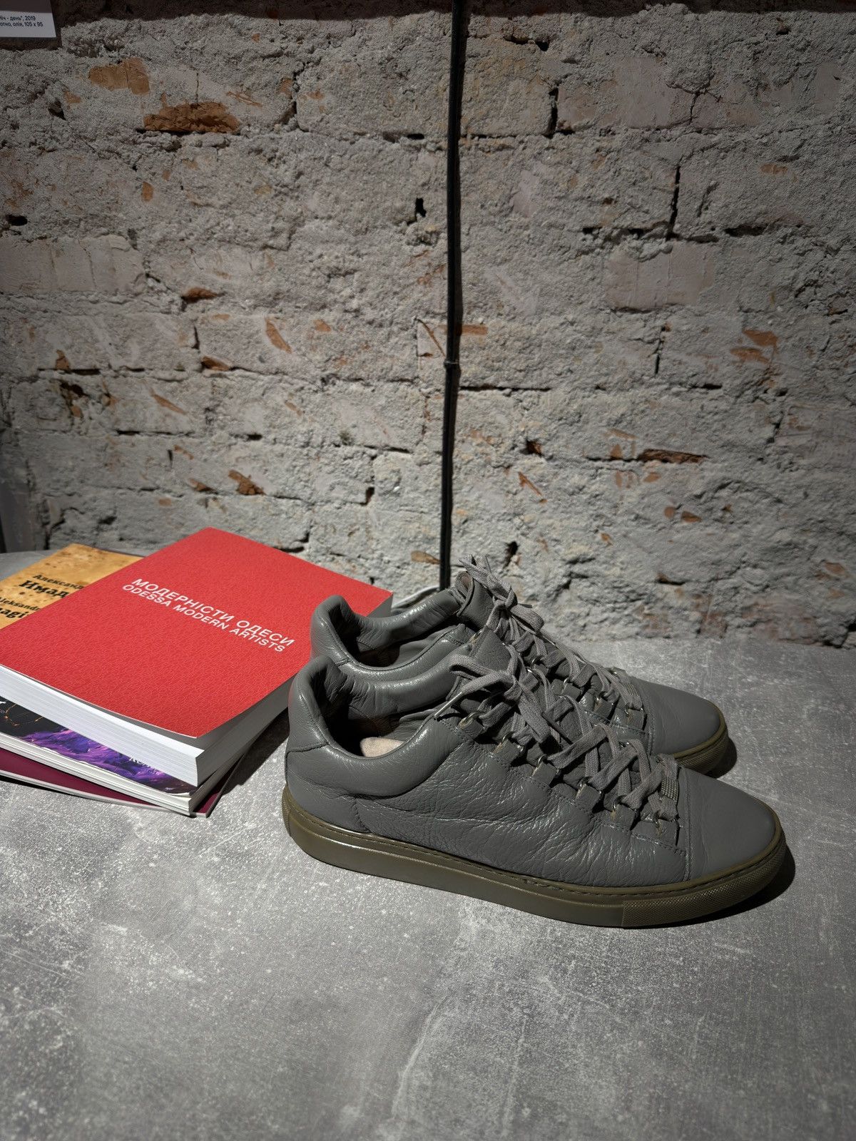 Balenciaga Balenciaga arena low top sneaker 42 Size US 9 / EU 42 - 2 Thumbnail