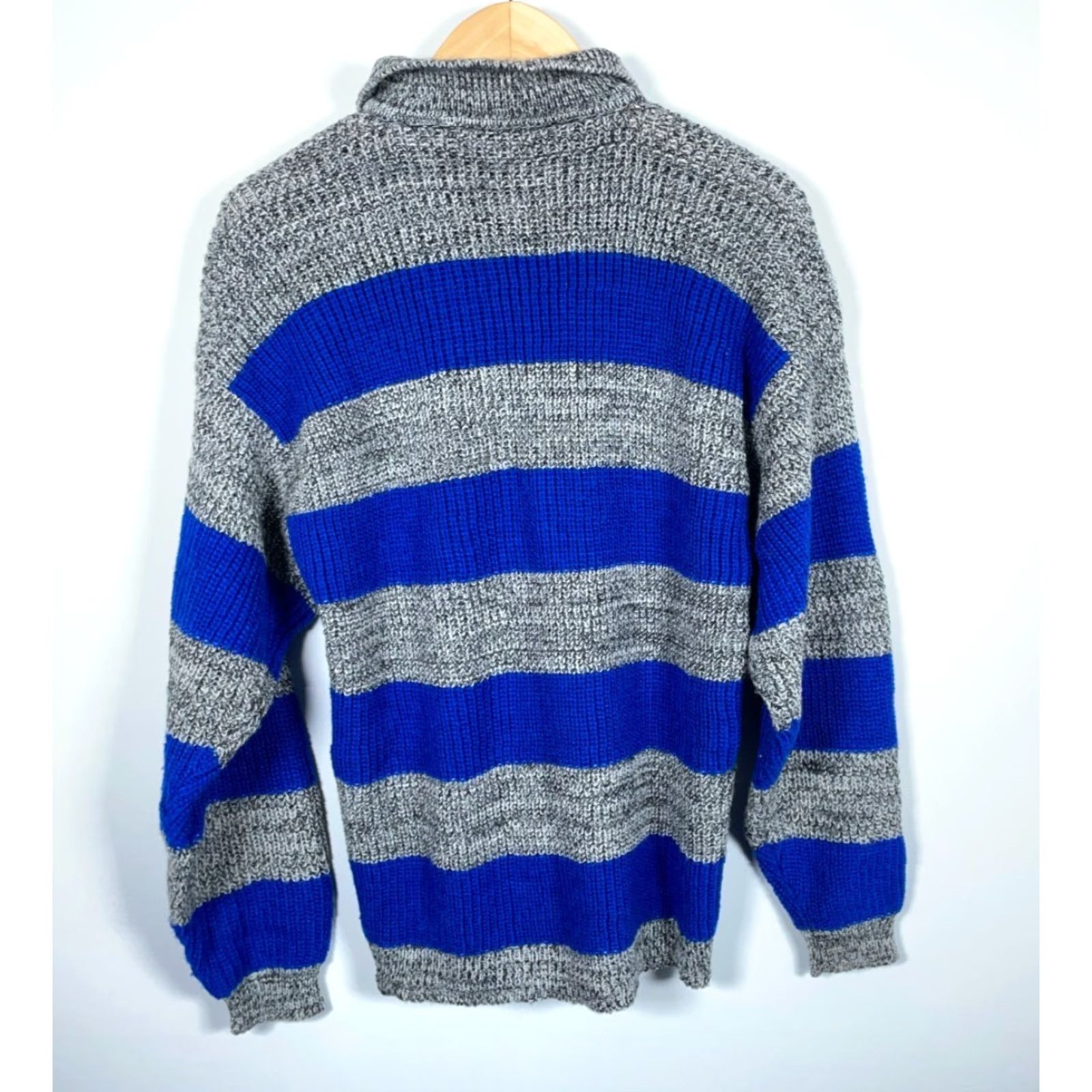 Vintage VINTAGE St. John's Bay Chunky Knit Henley Sweater Mens L Gray Blue Stripe Collared 90s Preppy Size US L / EU 52-54 / 3 - 2 Thumbnail