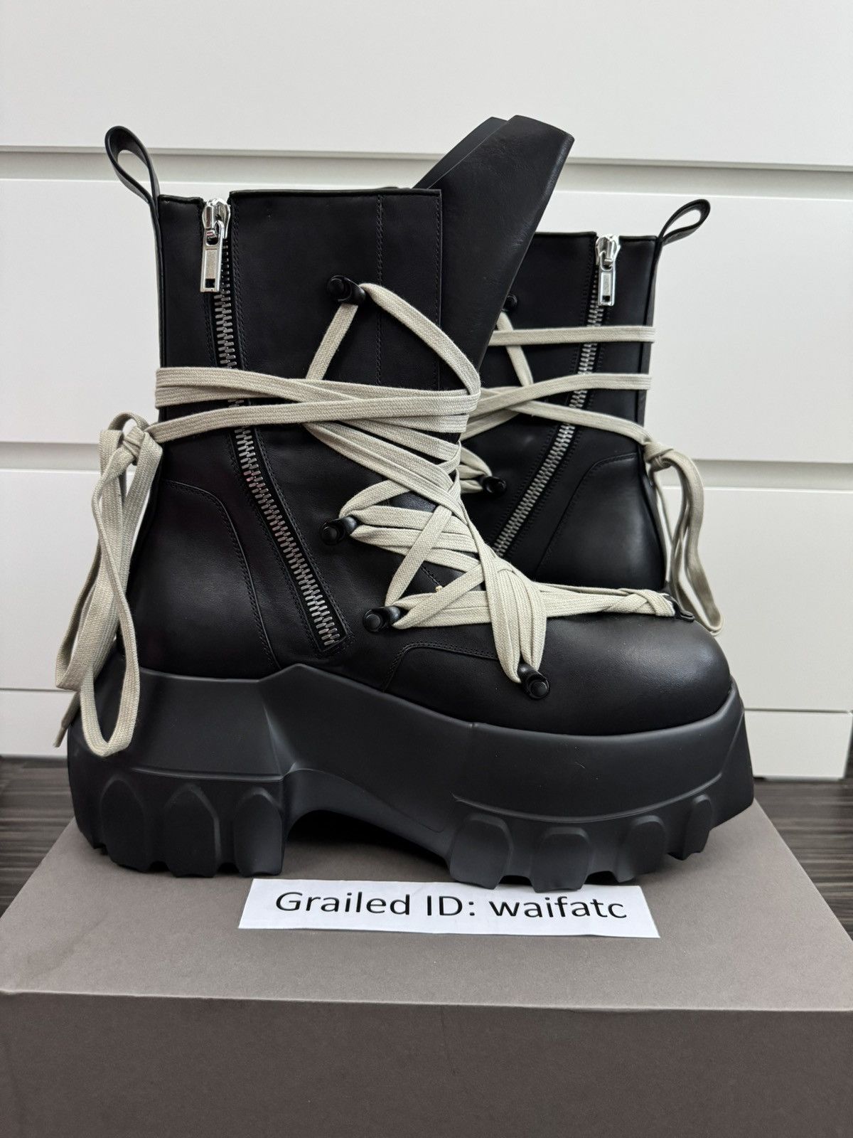 Rick Owens RICK OWENS TEMPLE BLACK MEGALACED MEGA TRACTOR BOOTS Size US 10 / EU 43 - 5 Thumbnail