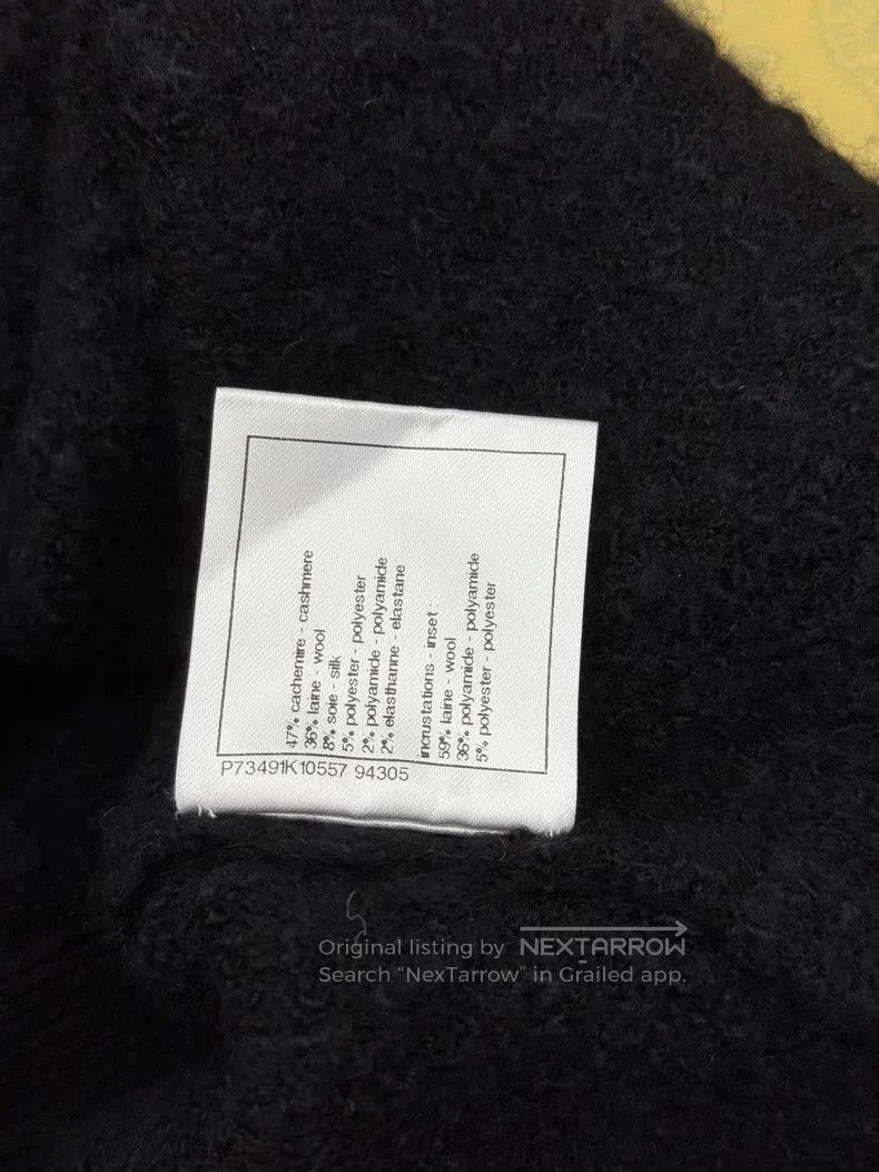 Chanel Chanel Black Lion Buckle Sequin Crop Top. Size US M / EU 48-50 / 2 - 7 Thumbnail