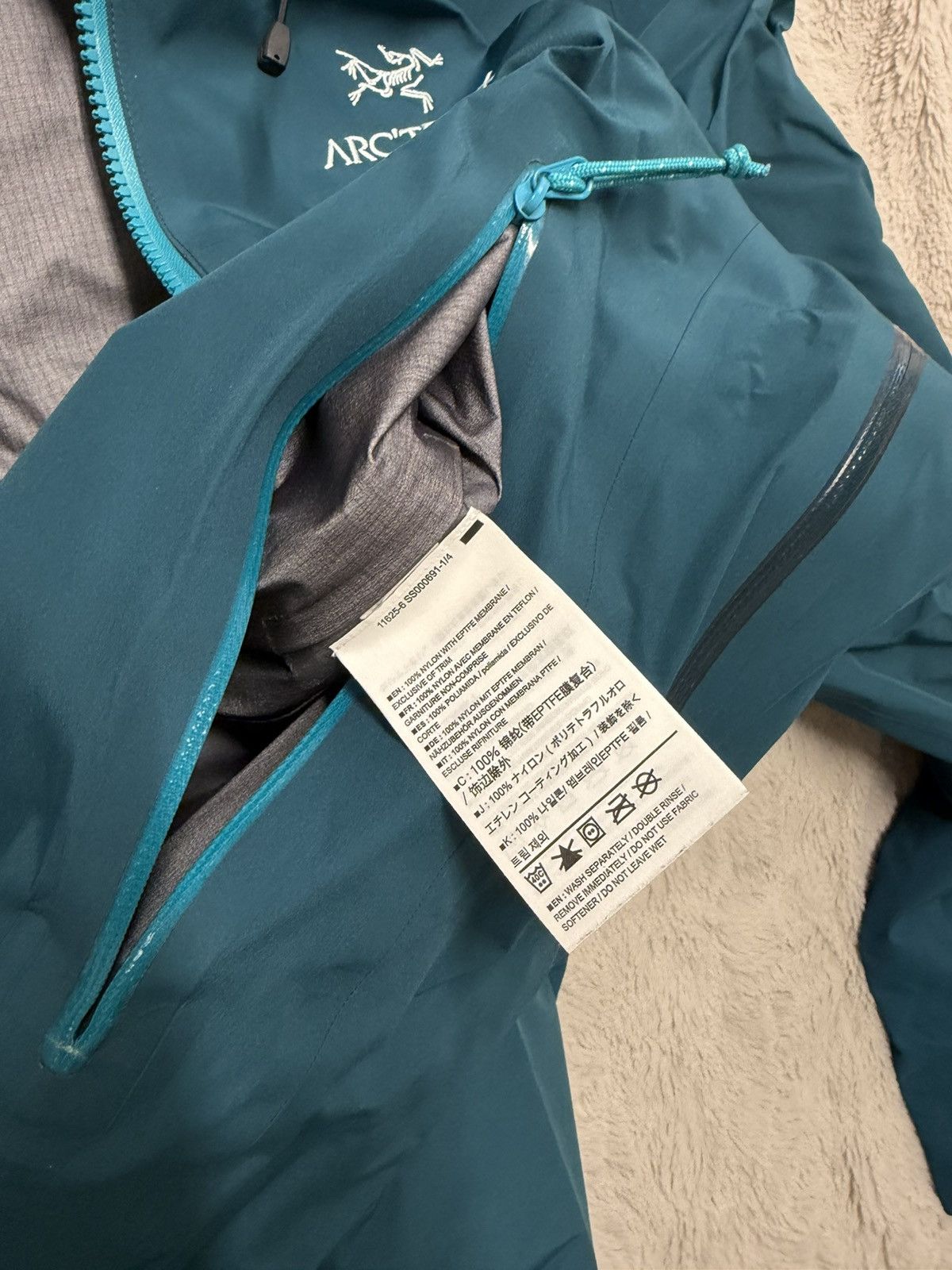 Arc'teryx Arc’teryx Beta LT Gore-Tex Pro Jacket Authentic Size L / US 10 / IT 46 - 5 Thumbnail
