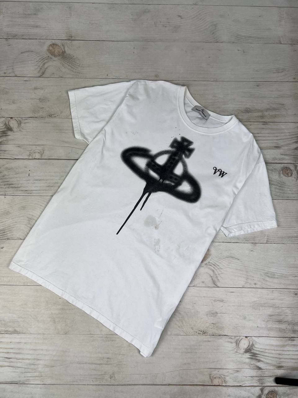 Vivienne Westwood Vivienne Westwood Spray Orb T Shirt Size US XXL / EU 58 / 5 - 1 Thumbnail