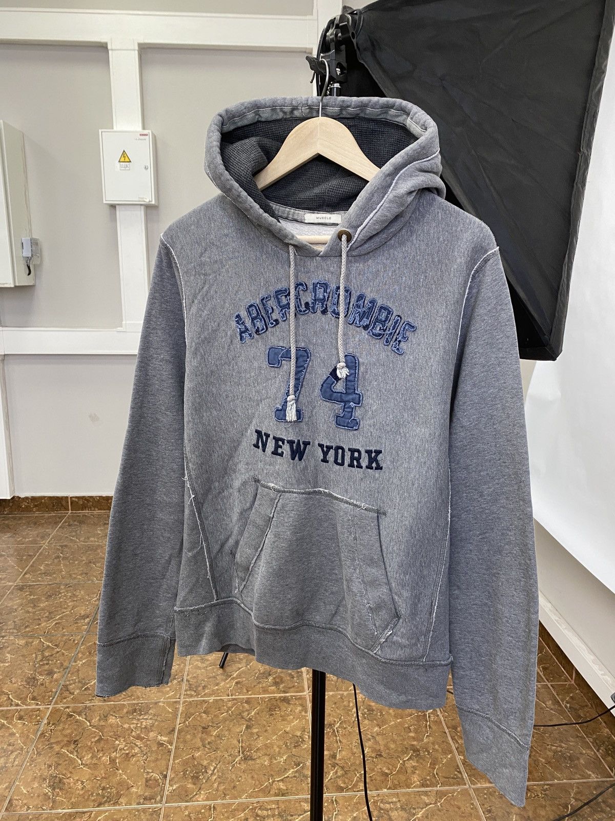 Abercrombie & Fitch 🇺🇸 Y2K Abercrombie Fitch New York Hoodie Opium Style Rare Size US M / EU 48-50 / 2 - 1 Thumbnail