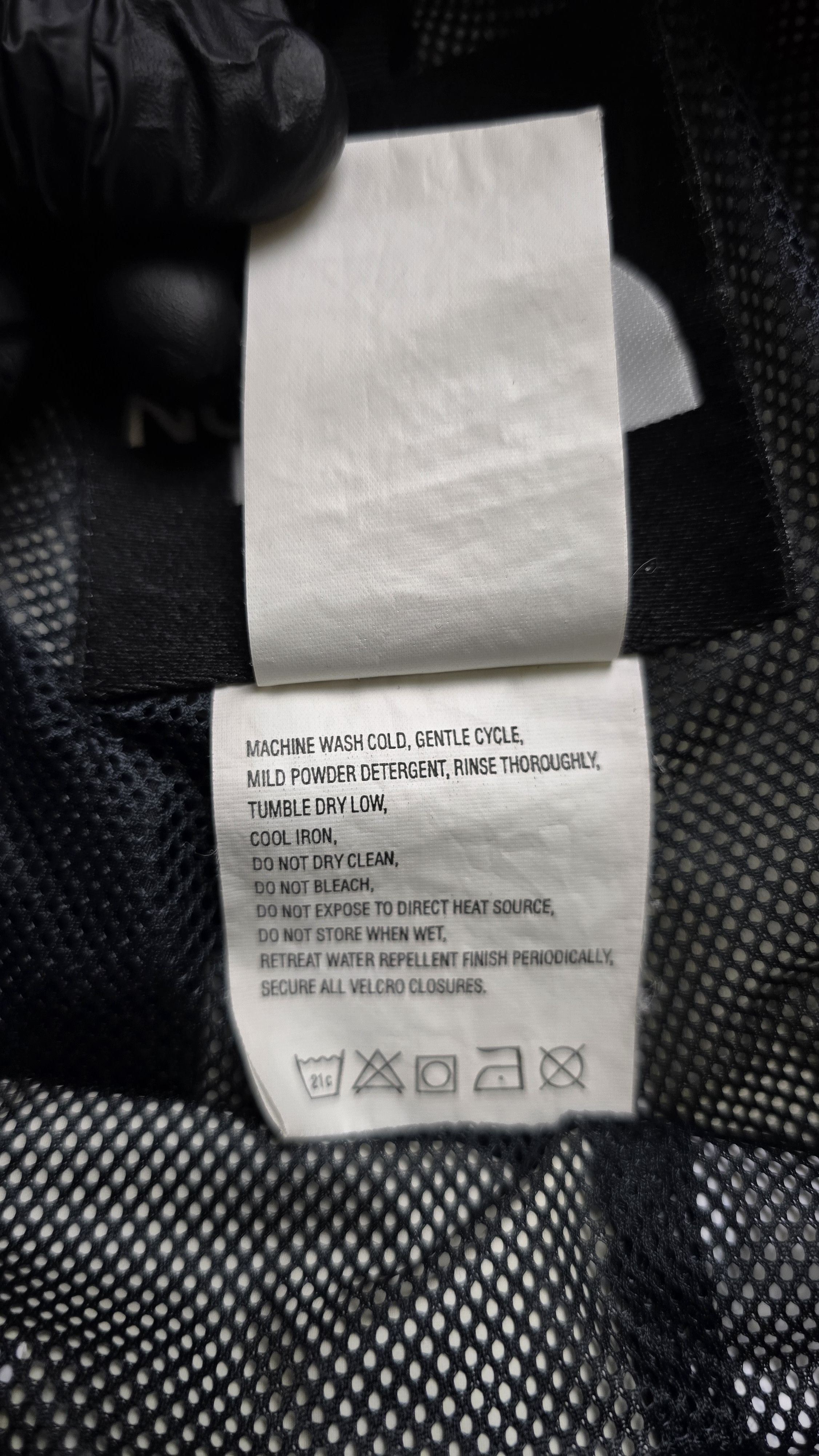 The North Face Gore-Tex Mountain Light Pants Men’s S Full Zip Ski Shell Size US 30 / EU 46 - 21 Thumbnail