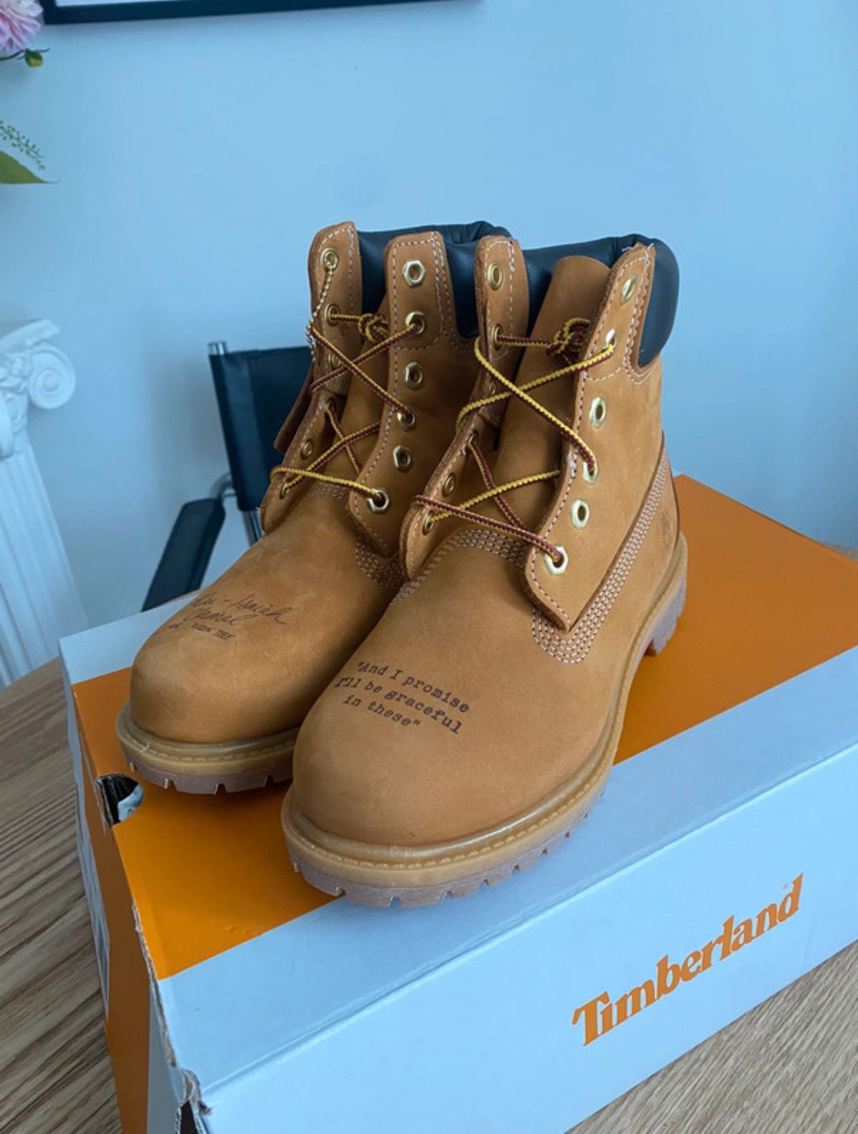 Timberland Timberland × Kai-Isaiah Jamal – Ultra Rare Event-Only Pair Size US 6 / IT 36 - 2 Thumbnail