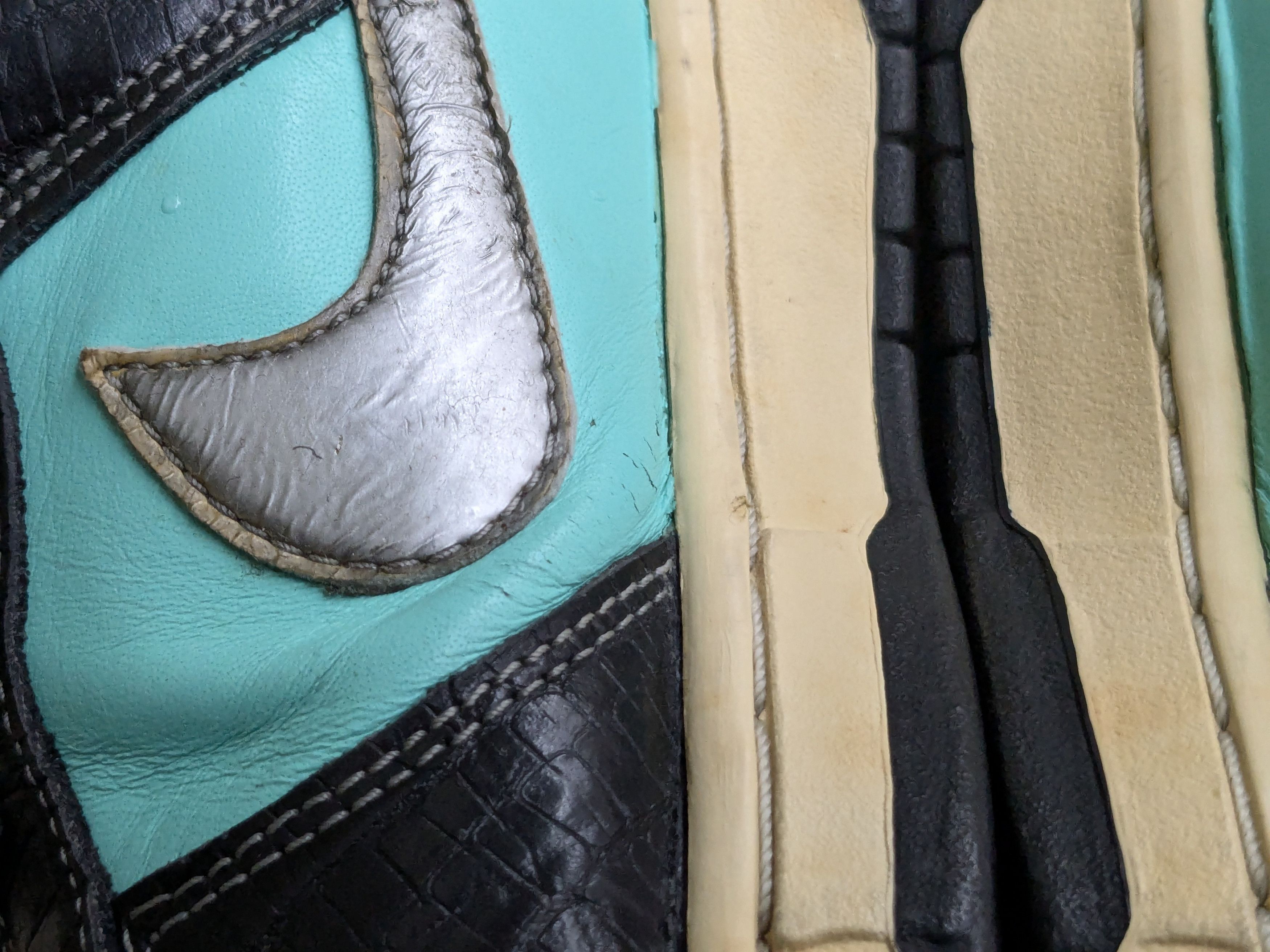 Nike Nike SB Dunk Low Pro x Diamond Supply Co. Tiffany 10 Size US 10 / EU 43 - 9 Thumbnail