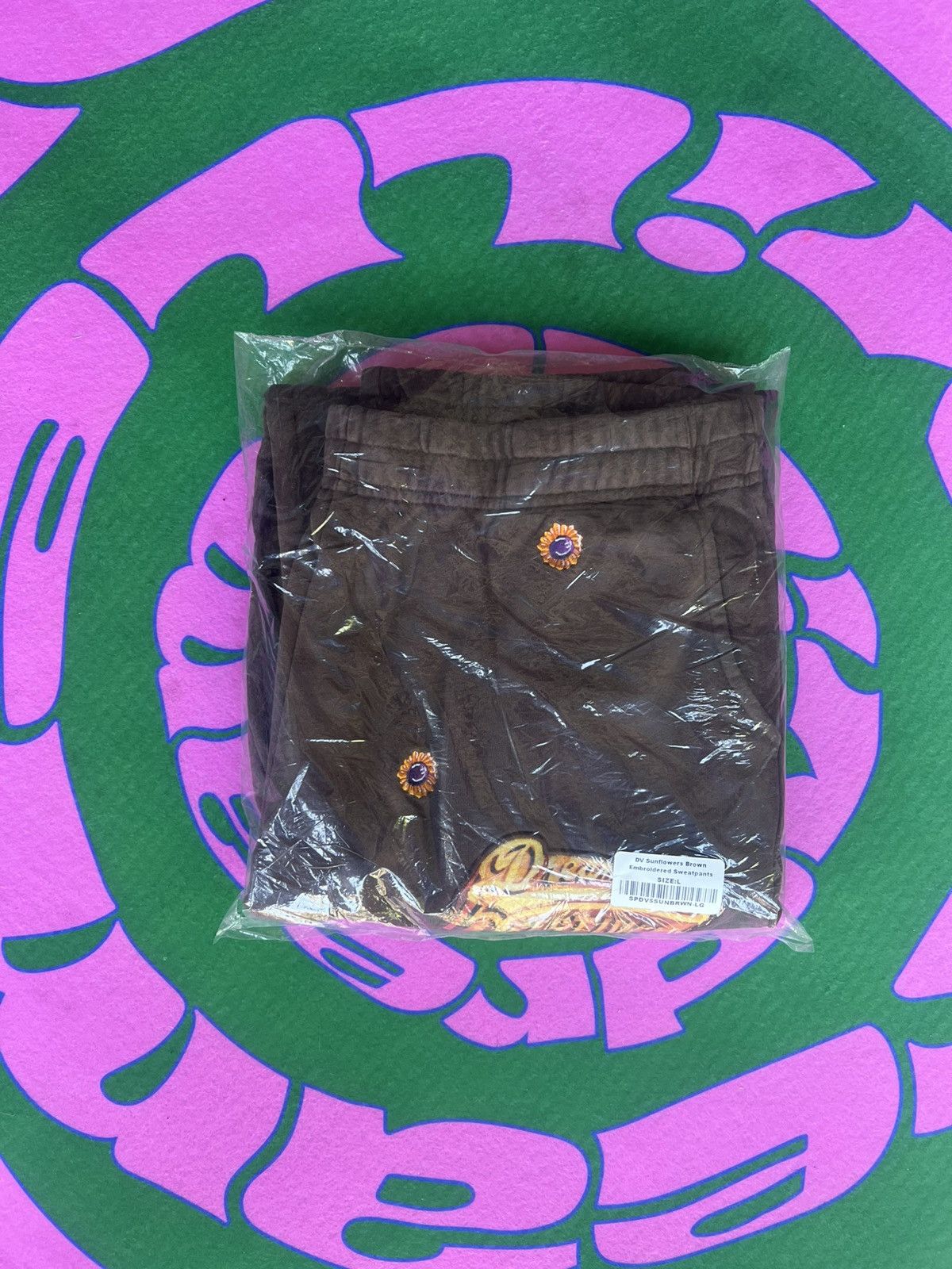 Other J. Cole Dreamville Fest 2025 FINAL Drop Embroidered Sweatpan Size US 34 / EU 50 - 6 Thumbnail